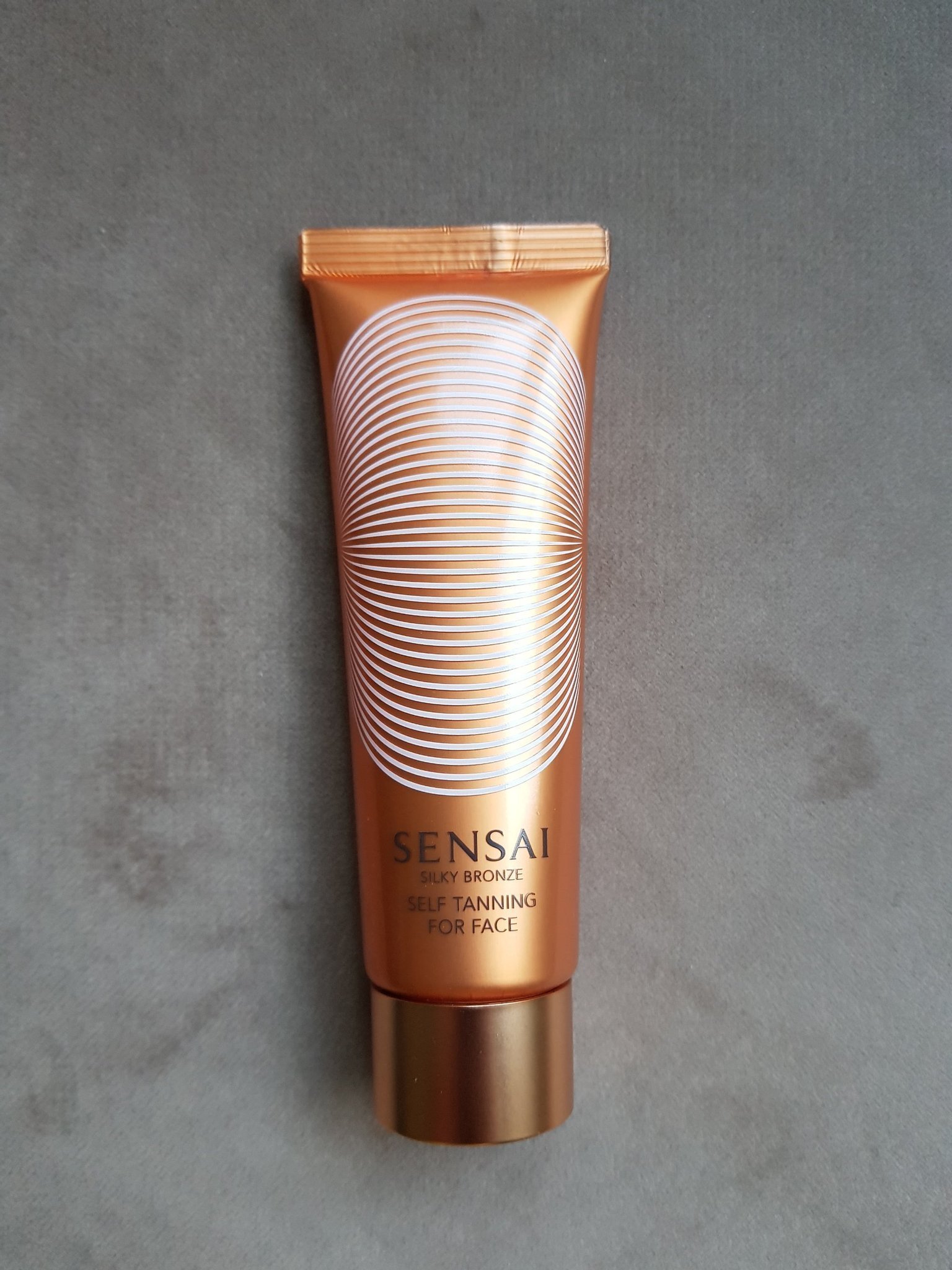SENSAI silky bronze, self tanning for face, bru.. Köp på Tradera