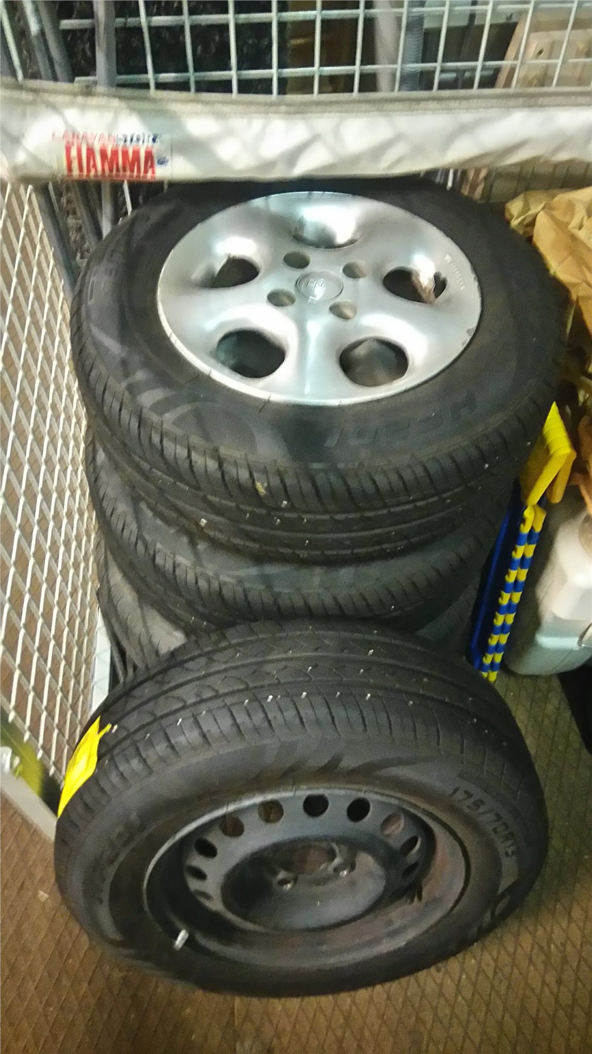 köpa nya plåtfälgar