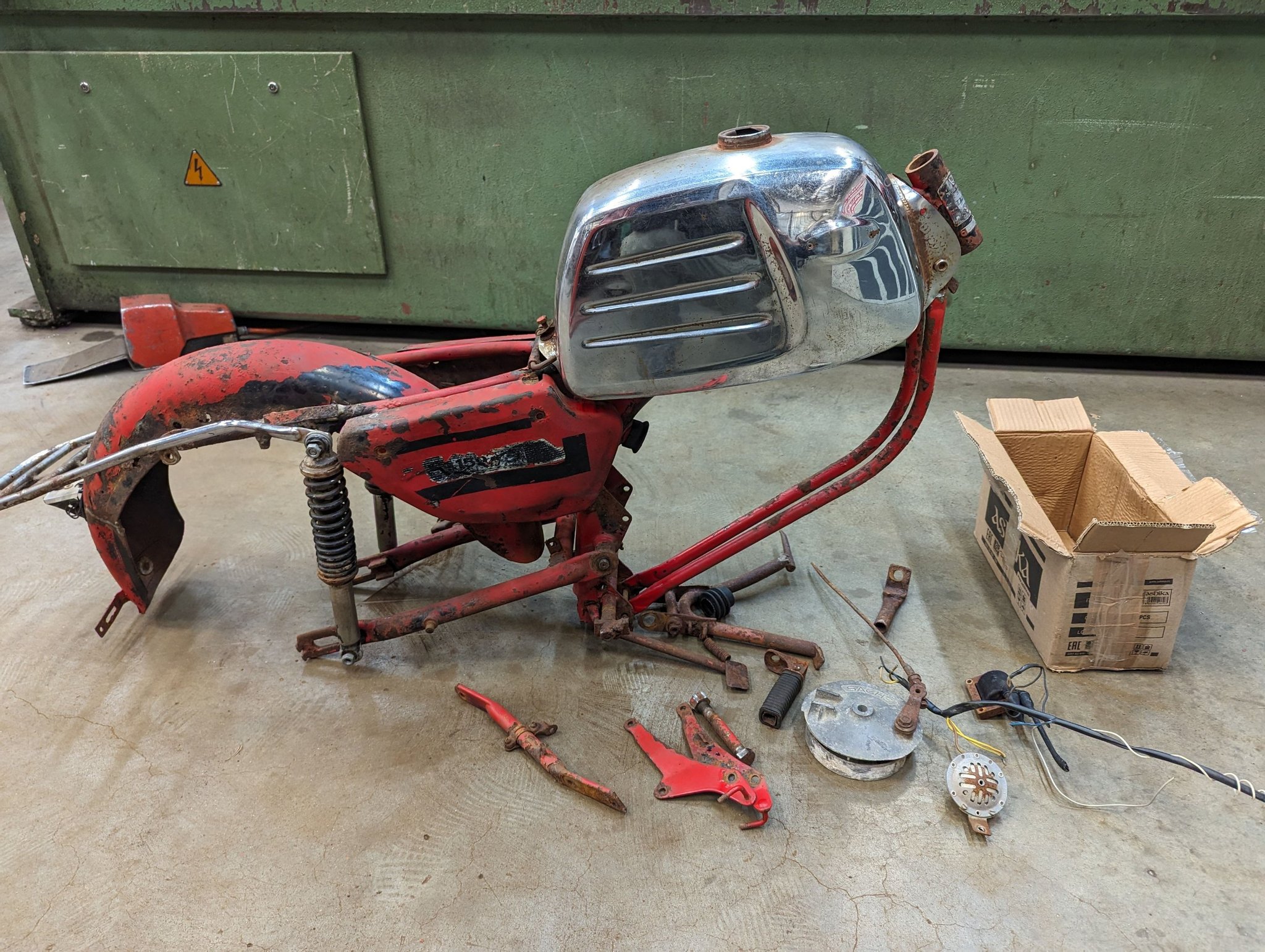 Se produkter som liknar DKW 159 TS på Tradera (613504717)