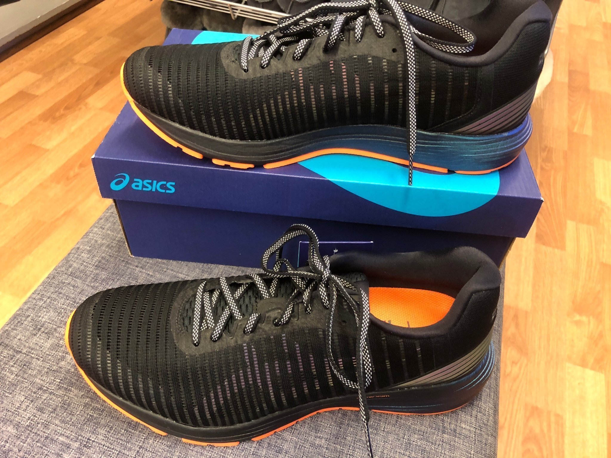 asics dynaflyte 3 lite show