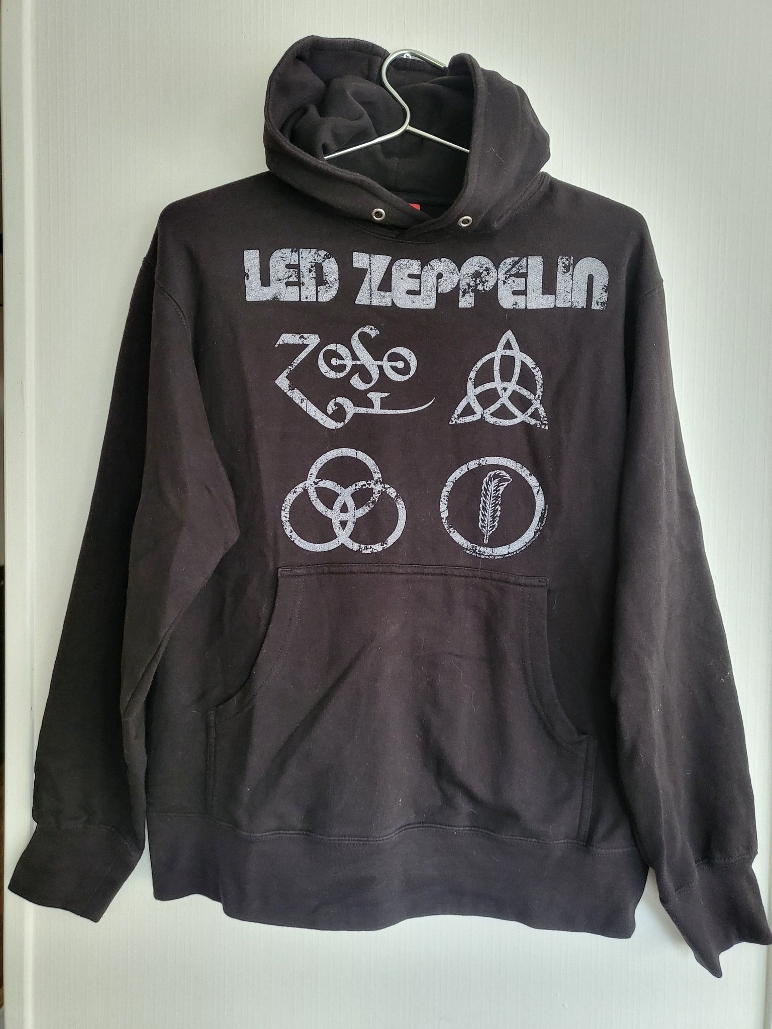 Svart hoodie Led Zeppelin strl S/M Köp på Tradera (699960591)