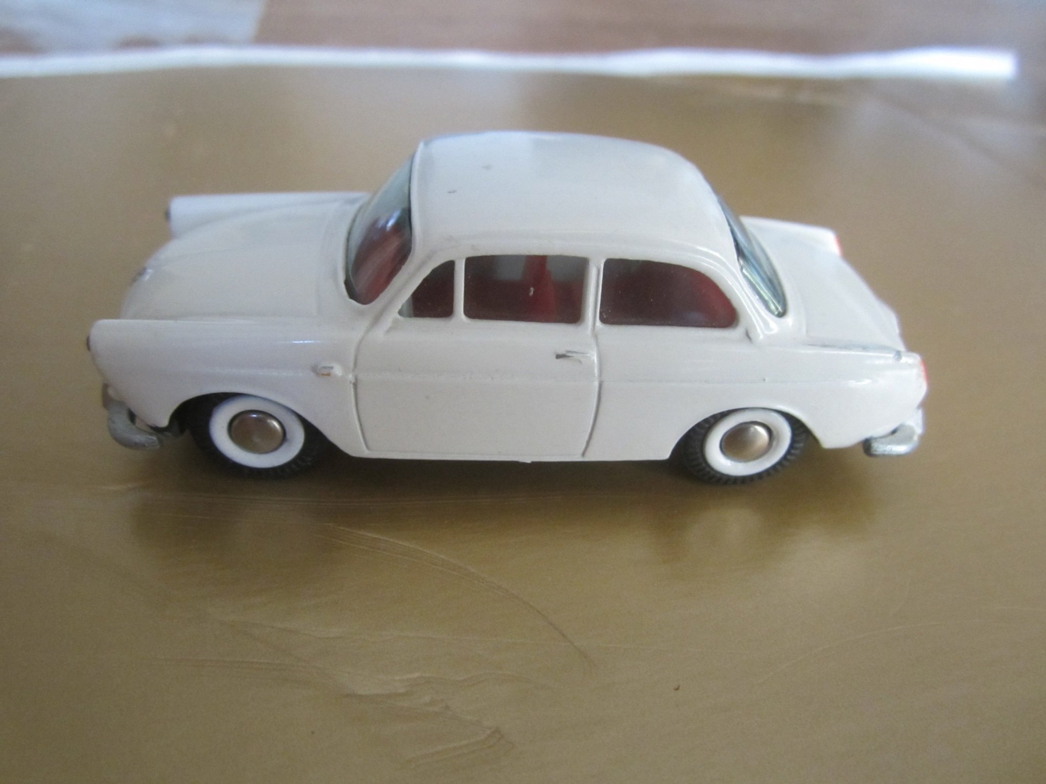 Tekno VW 1500 Modellbil nummer 828 | Köp på Tradera (716775066)