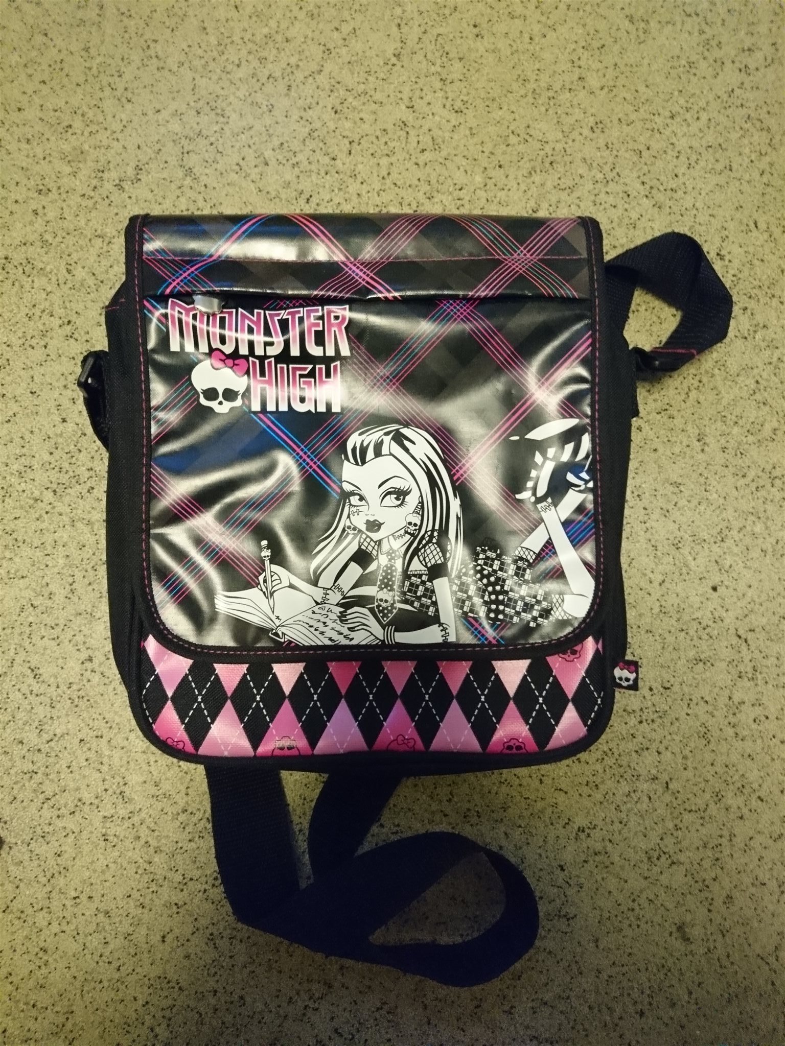 monster high axelväska monster high axelväska