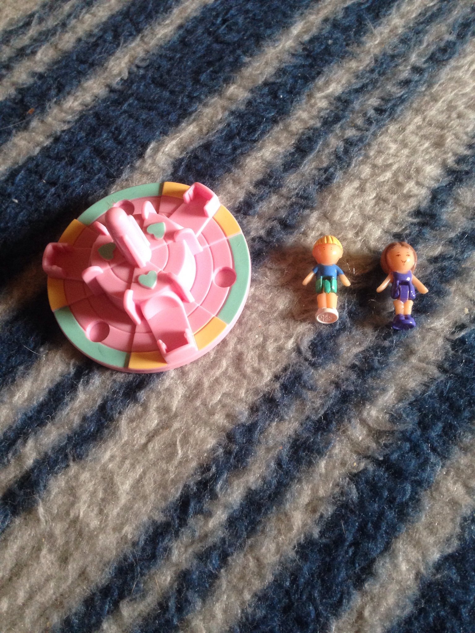 polly pocket merry go round