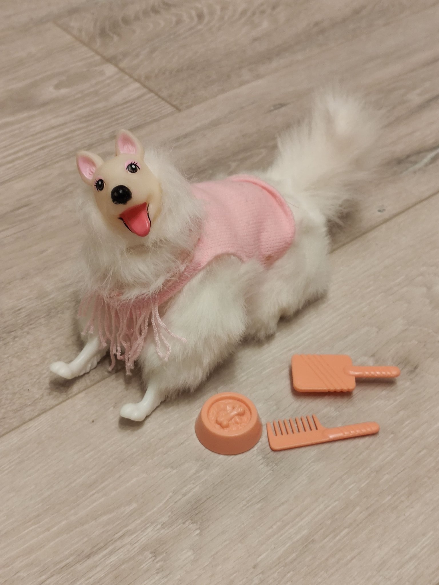 Barbie Sindy hund Snowball (419098042) ᐈ Köp på Tradera