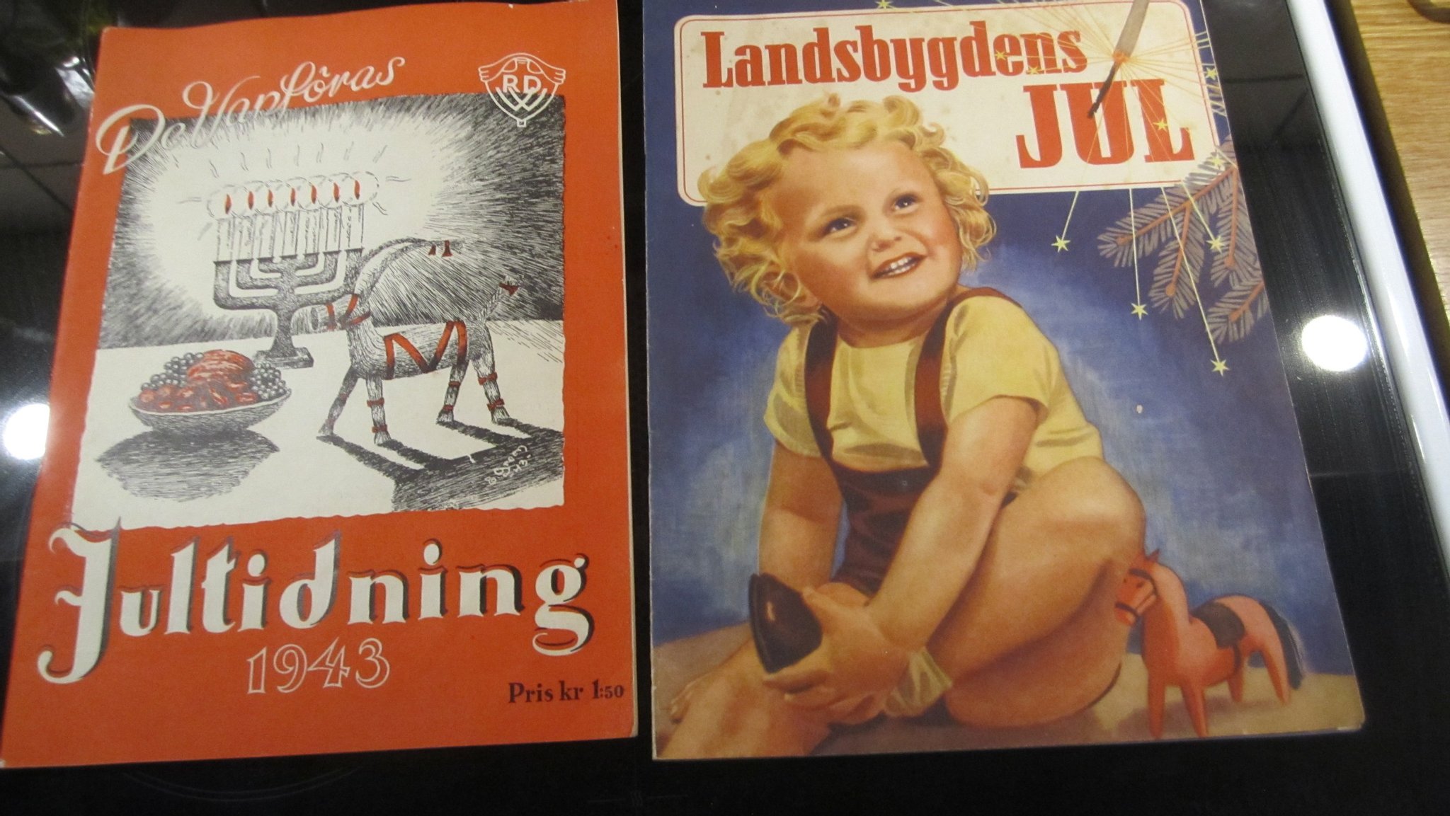 Två gamla jultidningar jul julklapp Köp på Tradera (573894178)