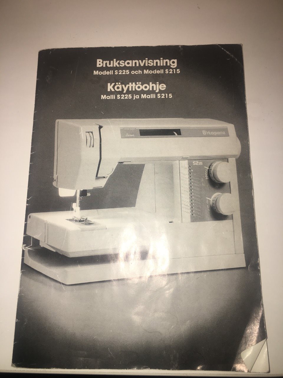 Symaskin Husqvarna S215 modell 215 och 225 / S225 manual svensk/Skandinavisk