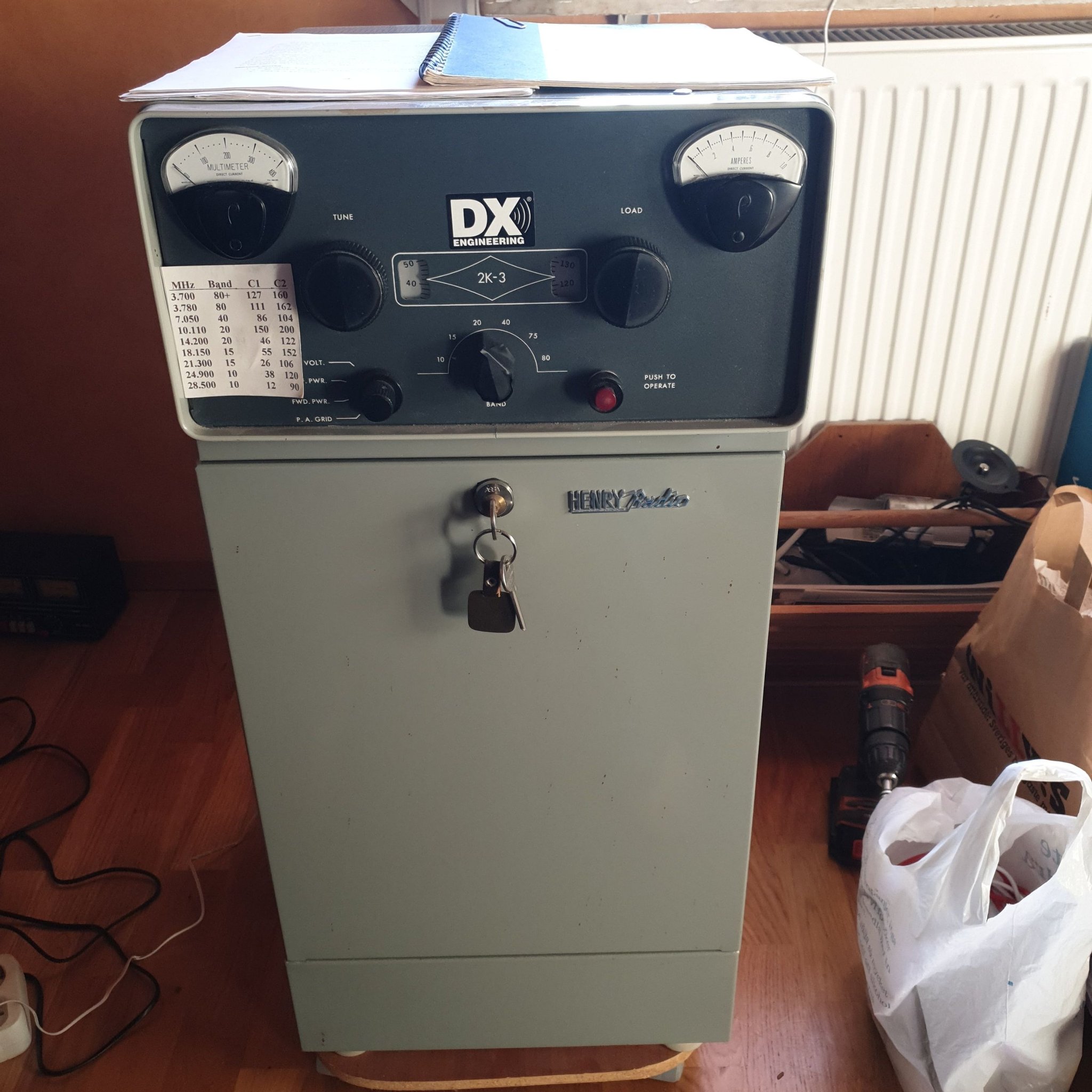 Henry 2k3 linear amplifier Köp på Tradera (592251171)