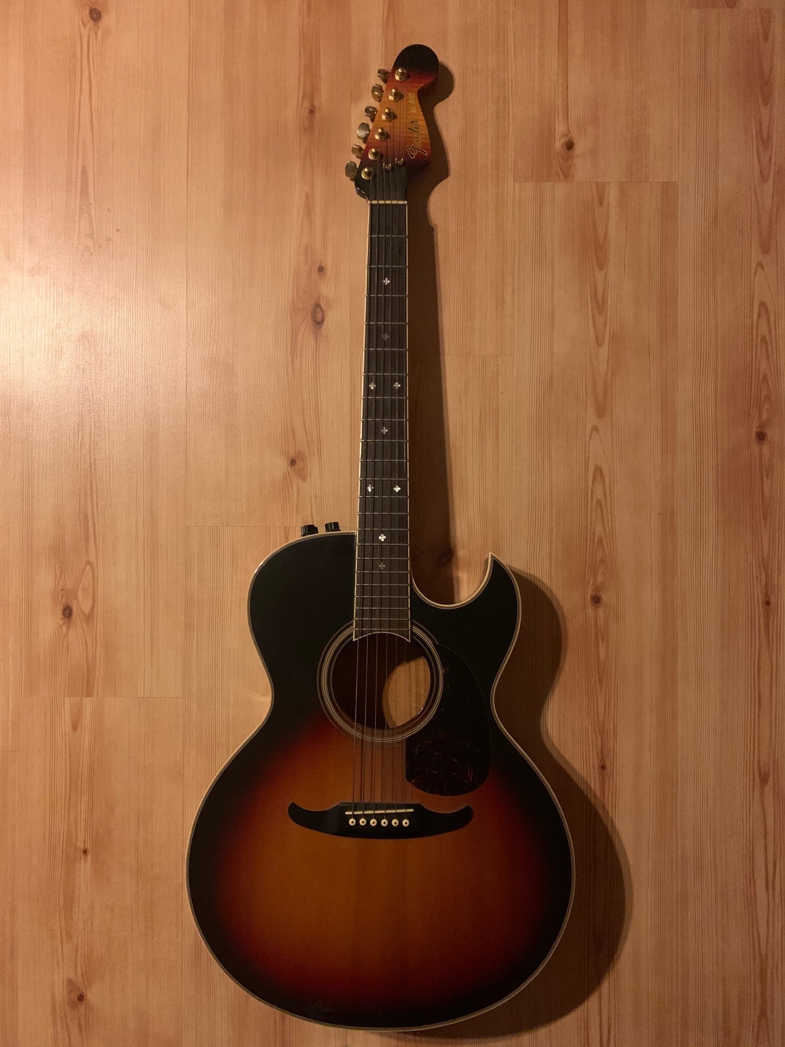 Fender el rio (389120787) ᐈ Köp på Tradera