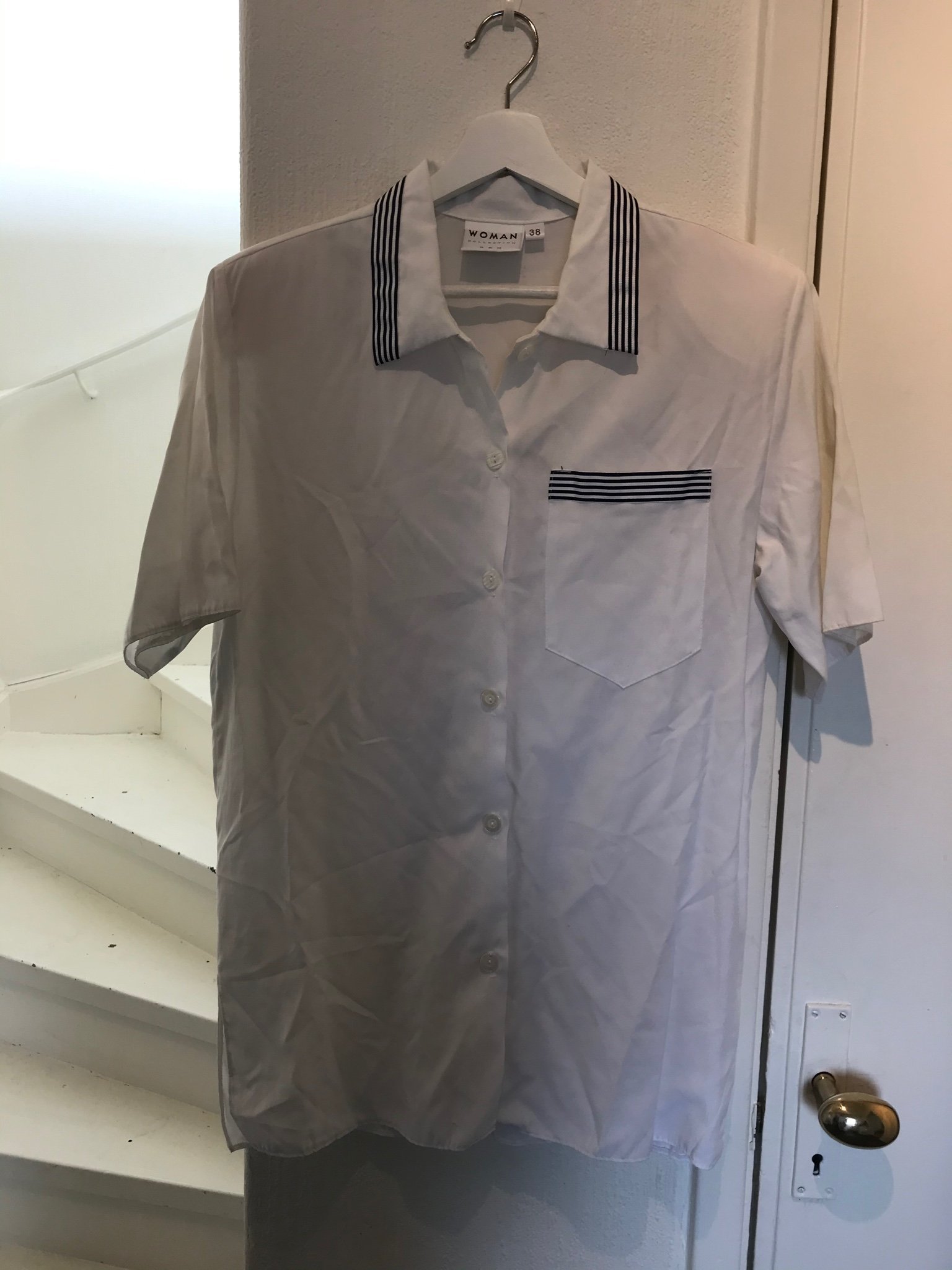 Sval sommar tröja