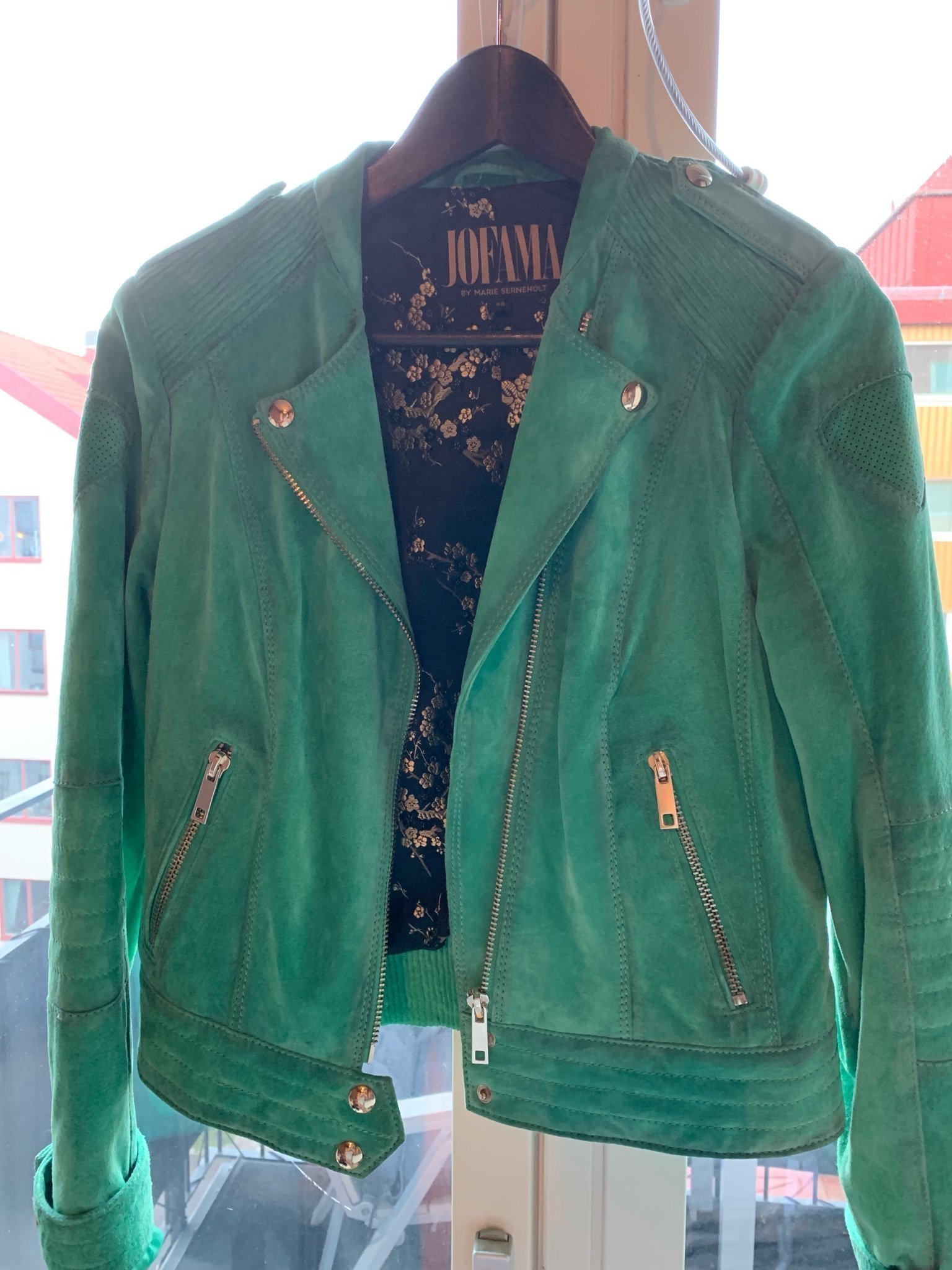 Jofama by Marie Sernholt biker i mocka (363484860) ᐈ Köp på Jofama Marie Biker mockajacka