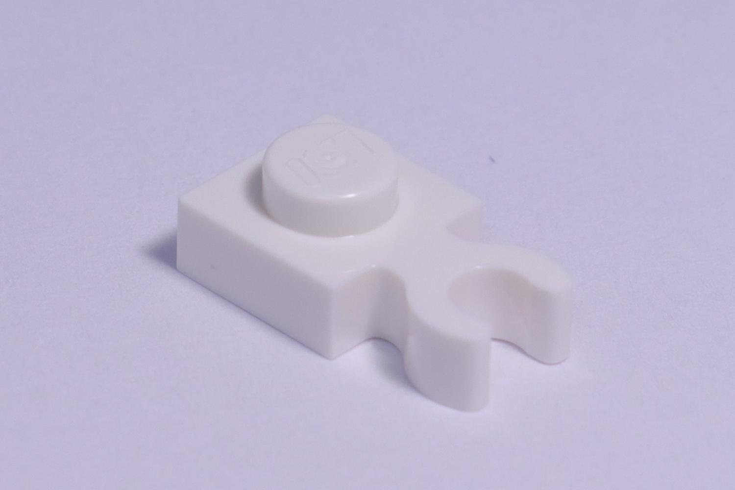 LEGO bit 4085d White Plate, Modified 1 x 1 with Open O Clip Vertical Thick