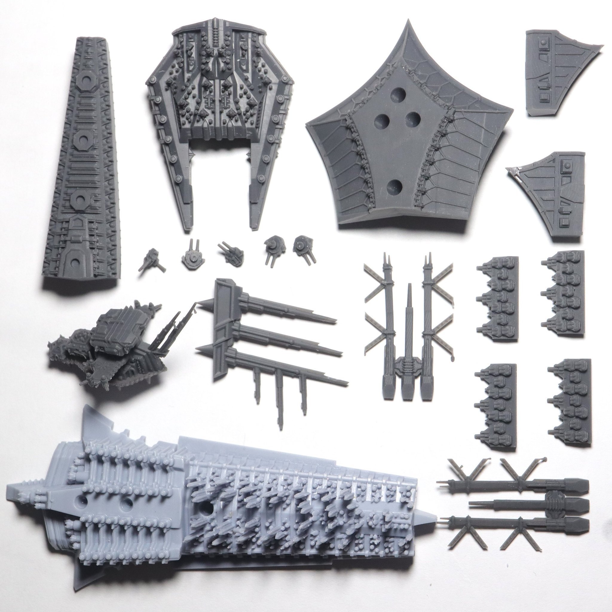 Chaos Warpfleet Despoiler Class Battleship Ba.. Köp på Tradera