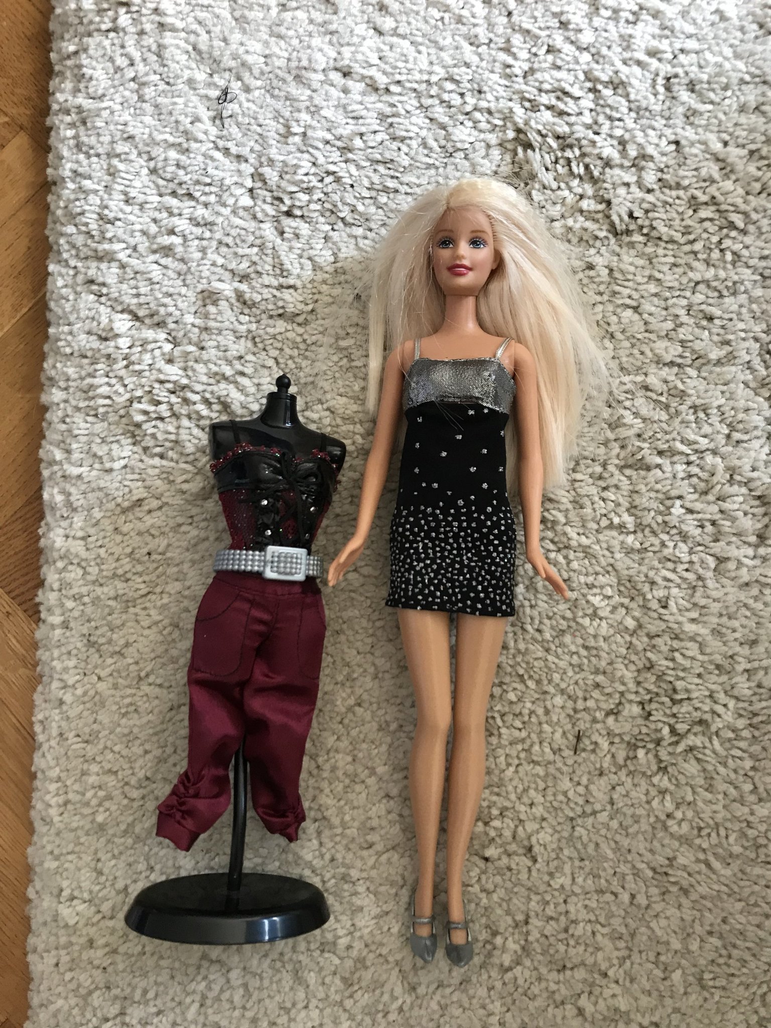 BARBIEDOCKA PRIS Barbiedocka Pris