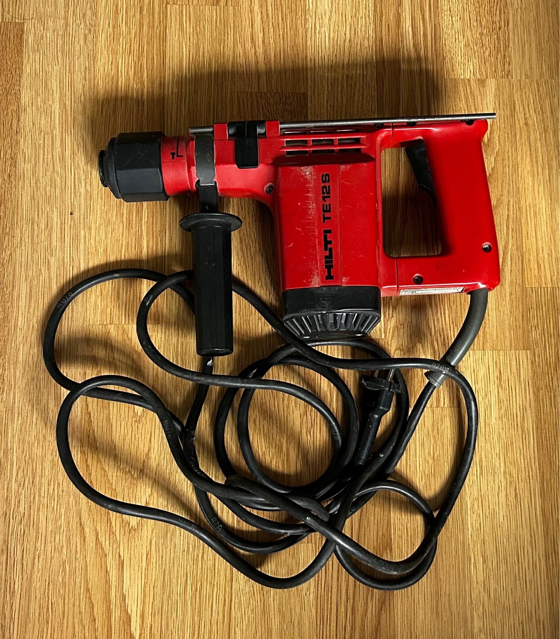 Hilti TE12S slagborrmaskin Köp på Tradera (698751508)