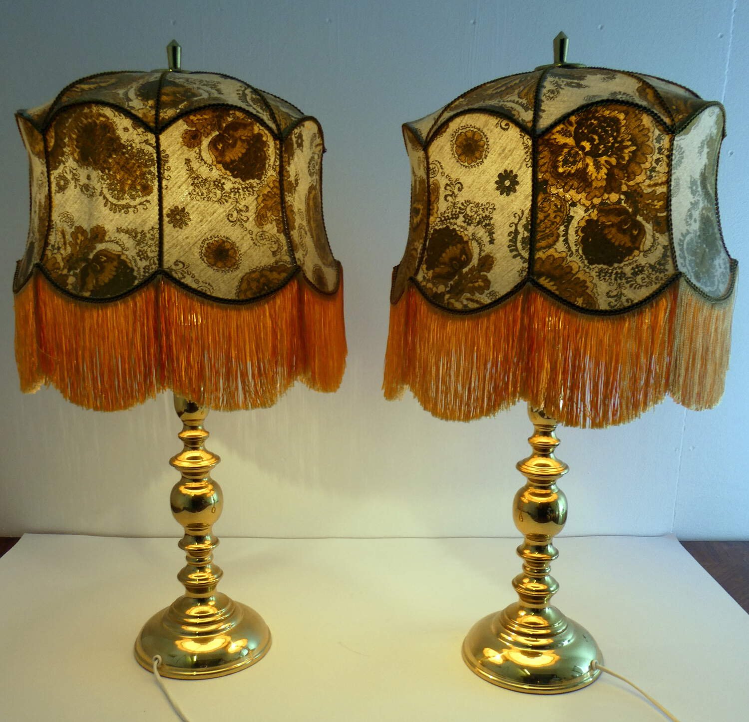 1 par Bordslampor 70 talet 1 par Bordslampor 70 talet