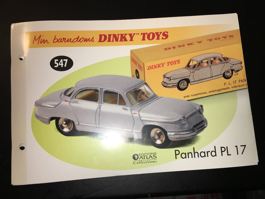 PANHARD PL17 * DINKY De Agostini* Ref 547 * ROUGE * N/B