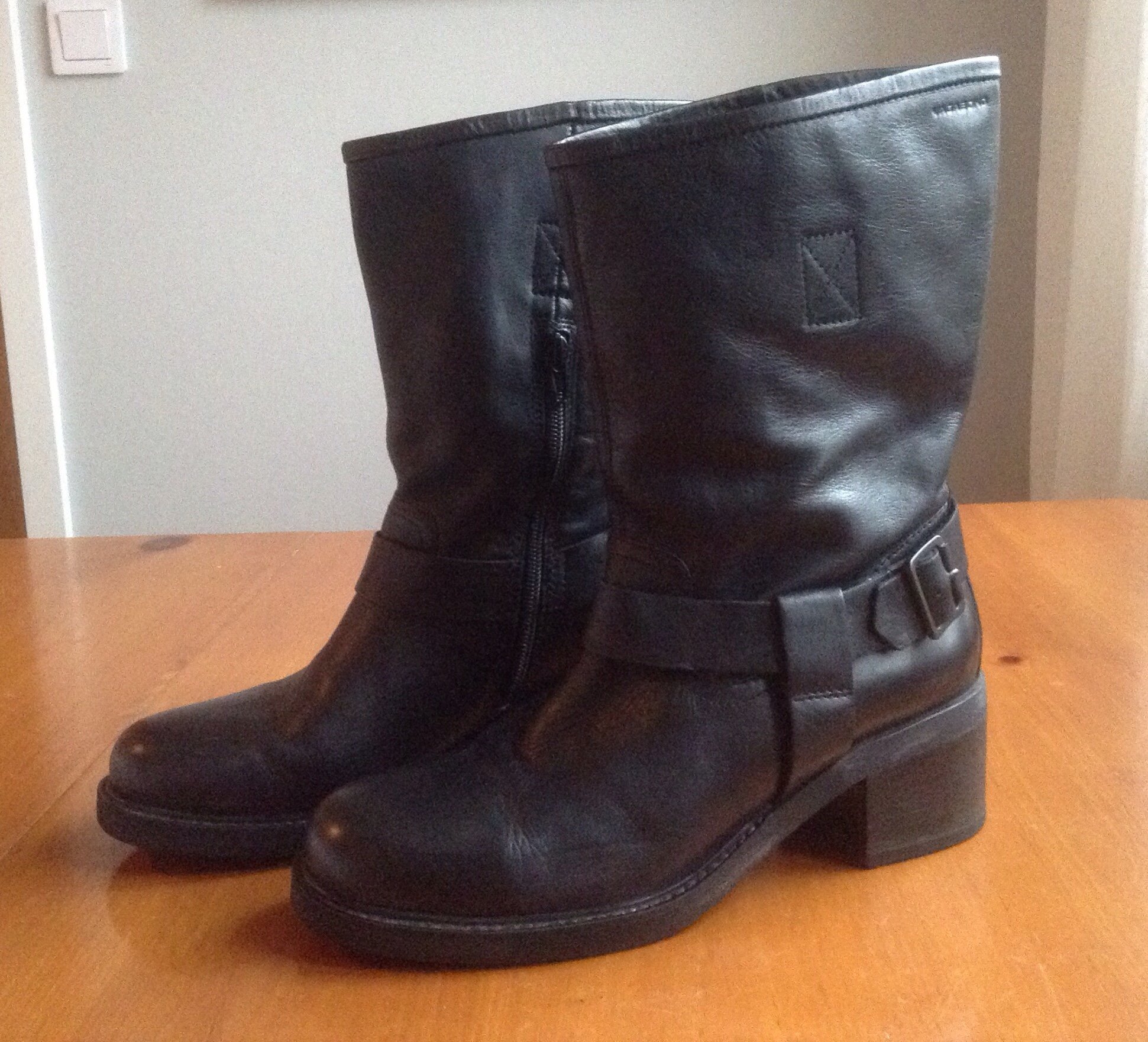 Vagabond stövlar boots svart skinn stl. 40 Vagabond stövlar boots svart skinn stl. 40