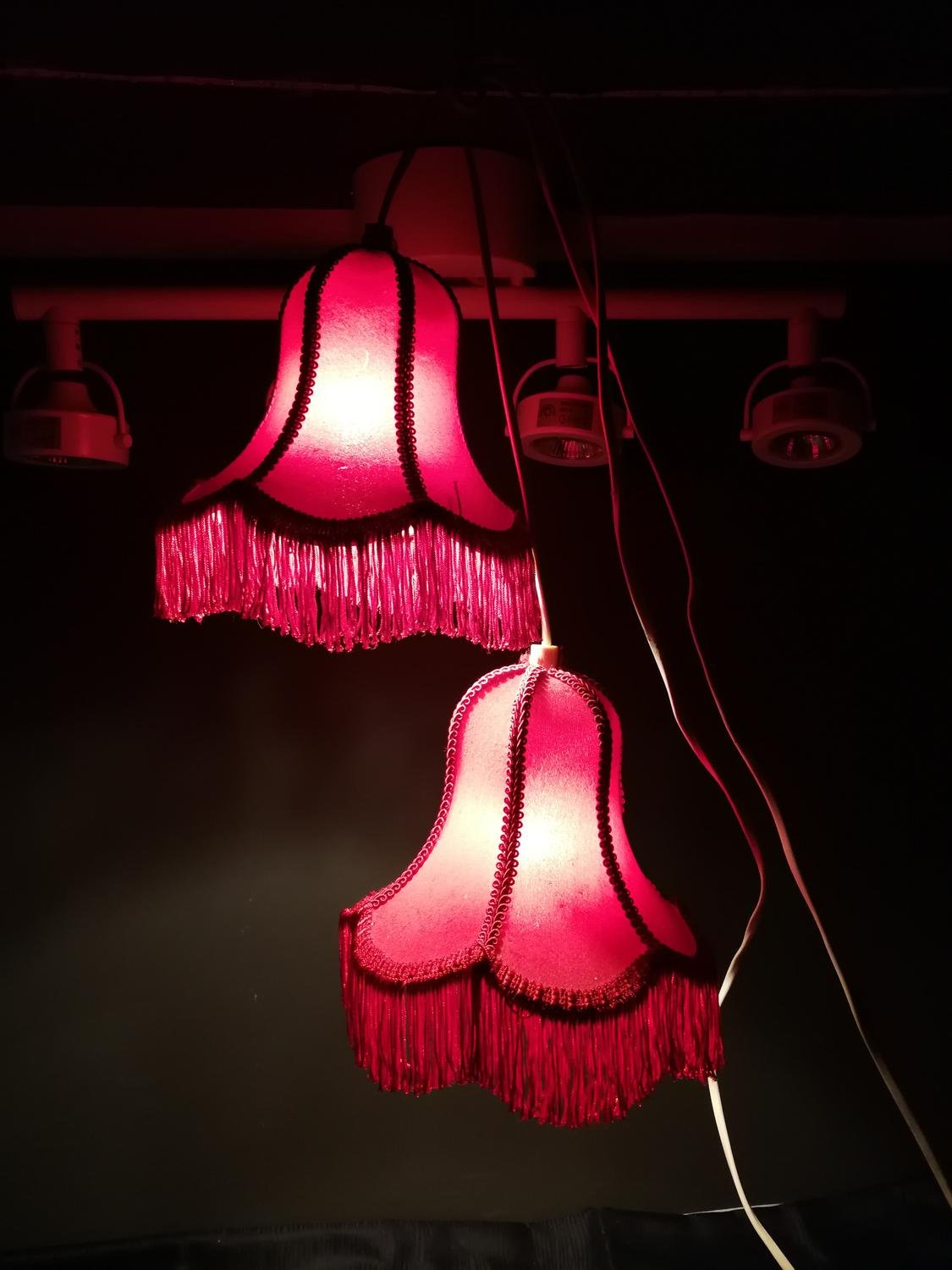 RETRO lampskärmar 2 st fönst.. (421800782) ᐈ retro röd lampa ljusröramartur