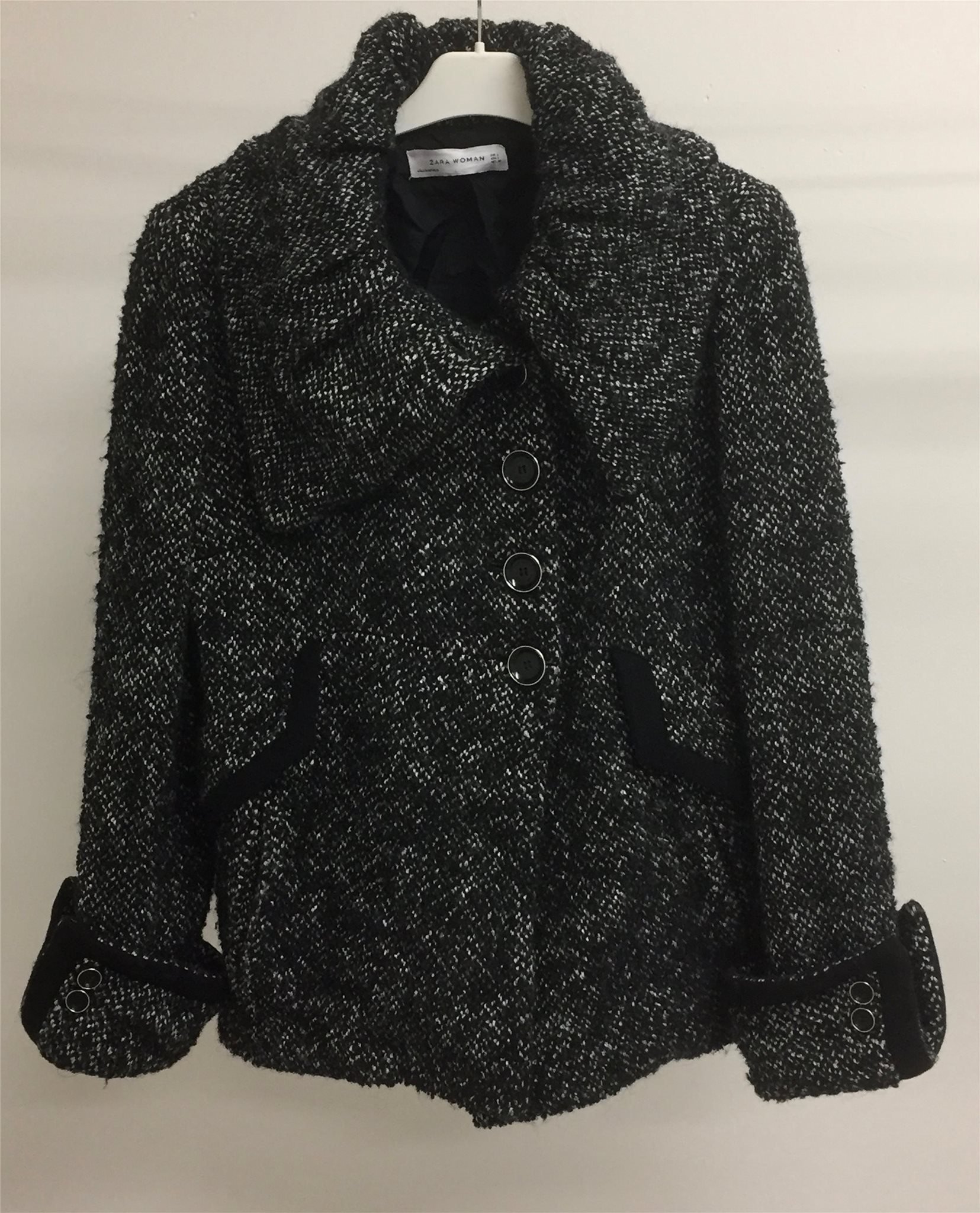 Zara, jättefin mysig jacka! Nyprsi: 899 kr
