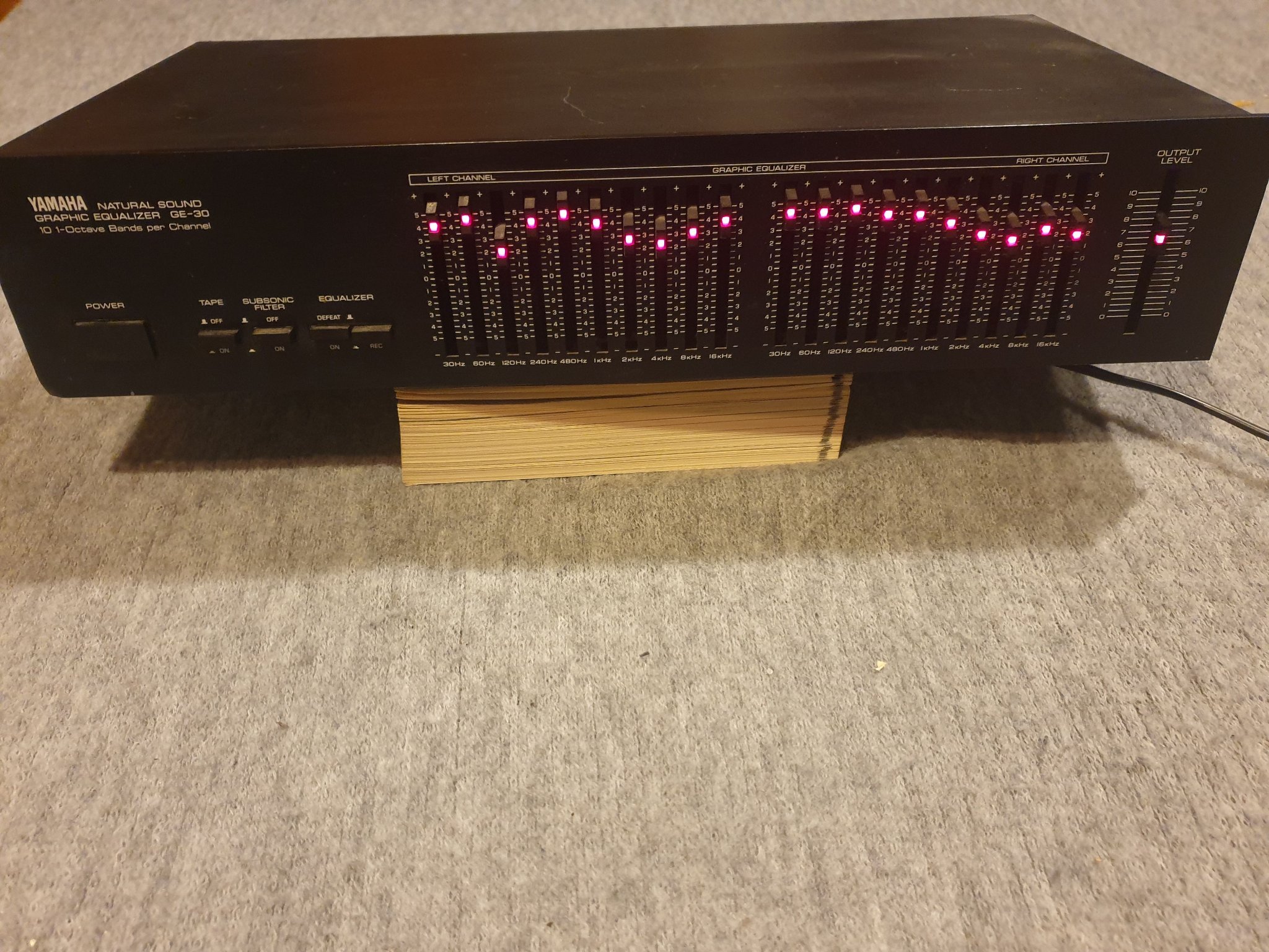 YAMAHA GE30 natural sound graphic equalizer (441882879) ᐈ Köp på Tradera