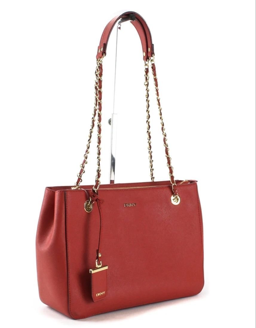 DKNY röd väska DKNY röd väska