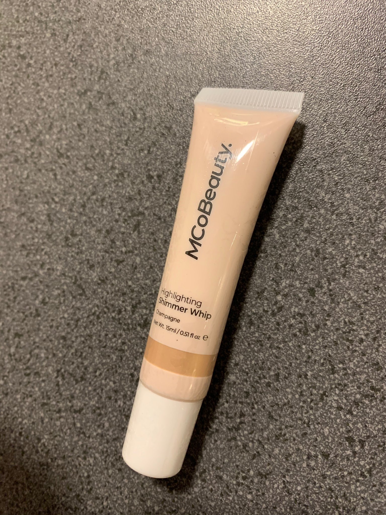 mcobeauty highlighting shimmer whip