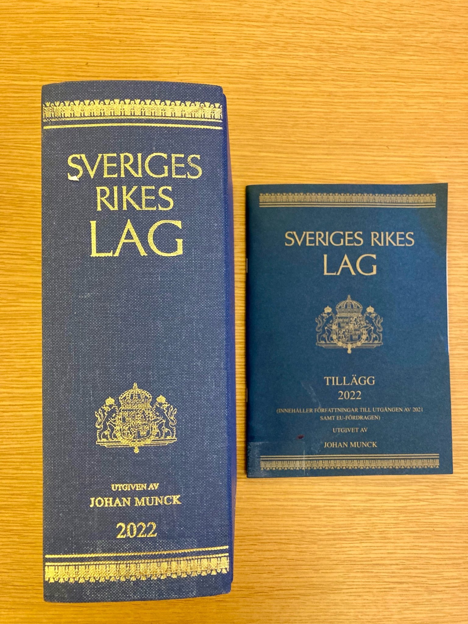 Se produkter som liknar Sveriges rikes lag 2022, lagb.. på Tradera (619211444)