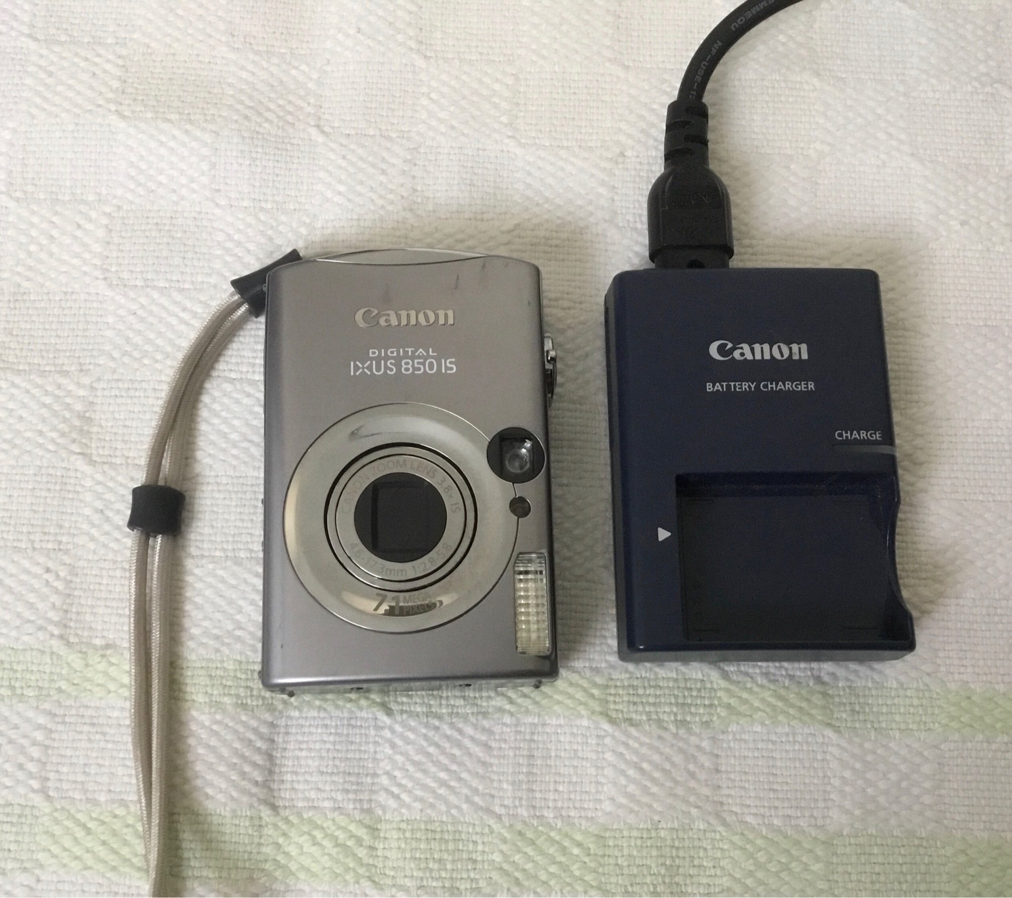 Canon Ixus 850 is digitalkamera Made in Japan (419406136) ᐈ Köp på Tradera