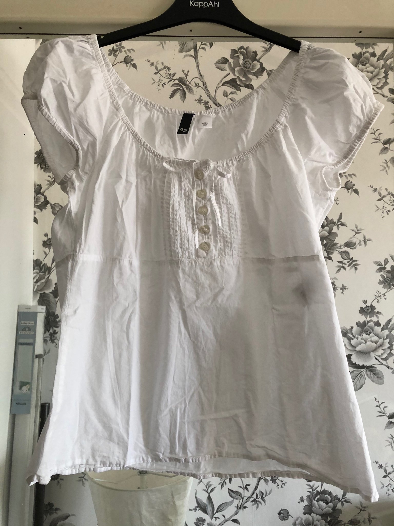 Romantisk vit blus strl 42