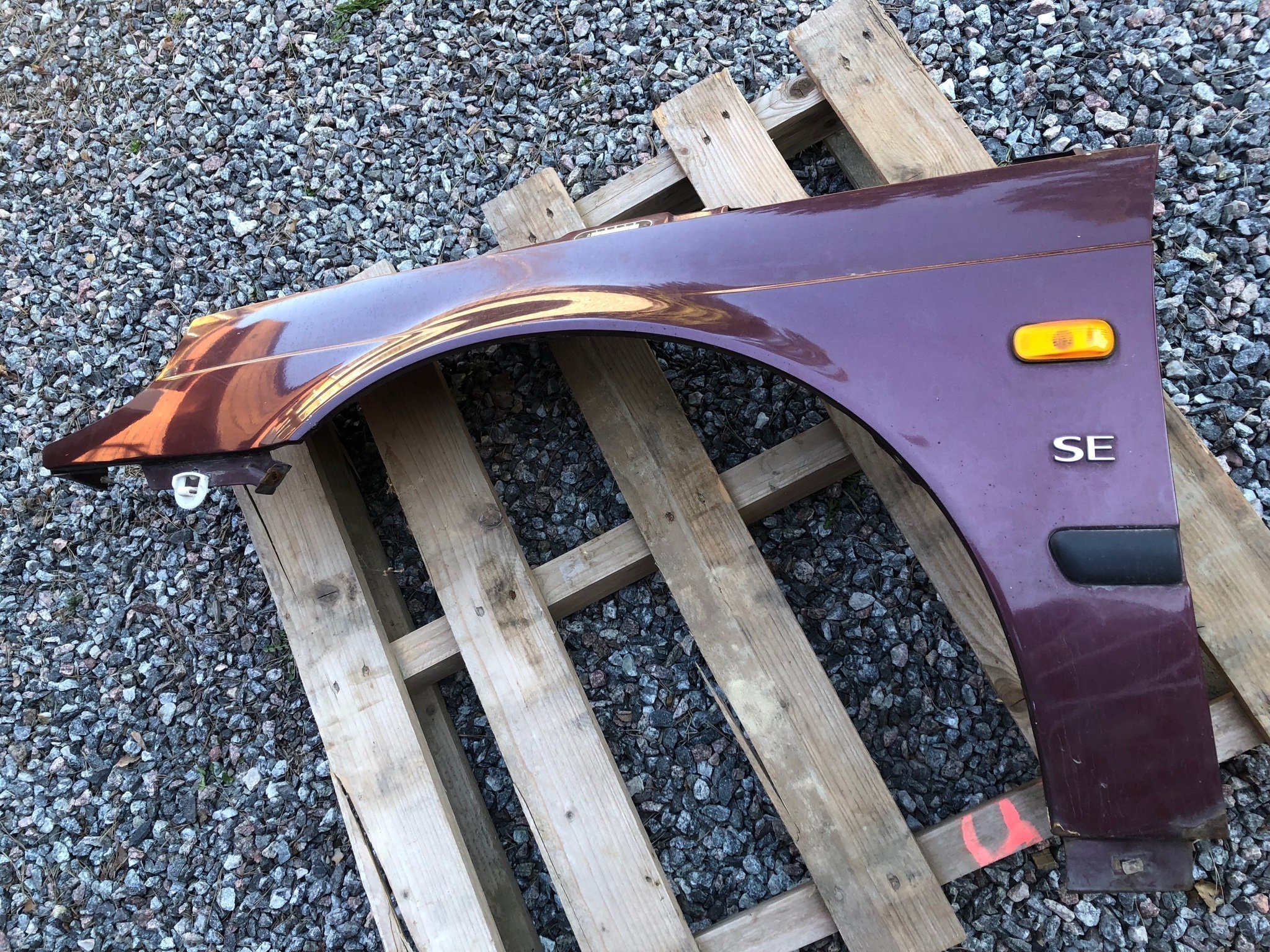 Vänster framskärm - Saab 9-5