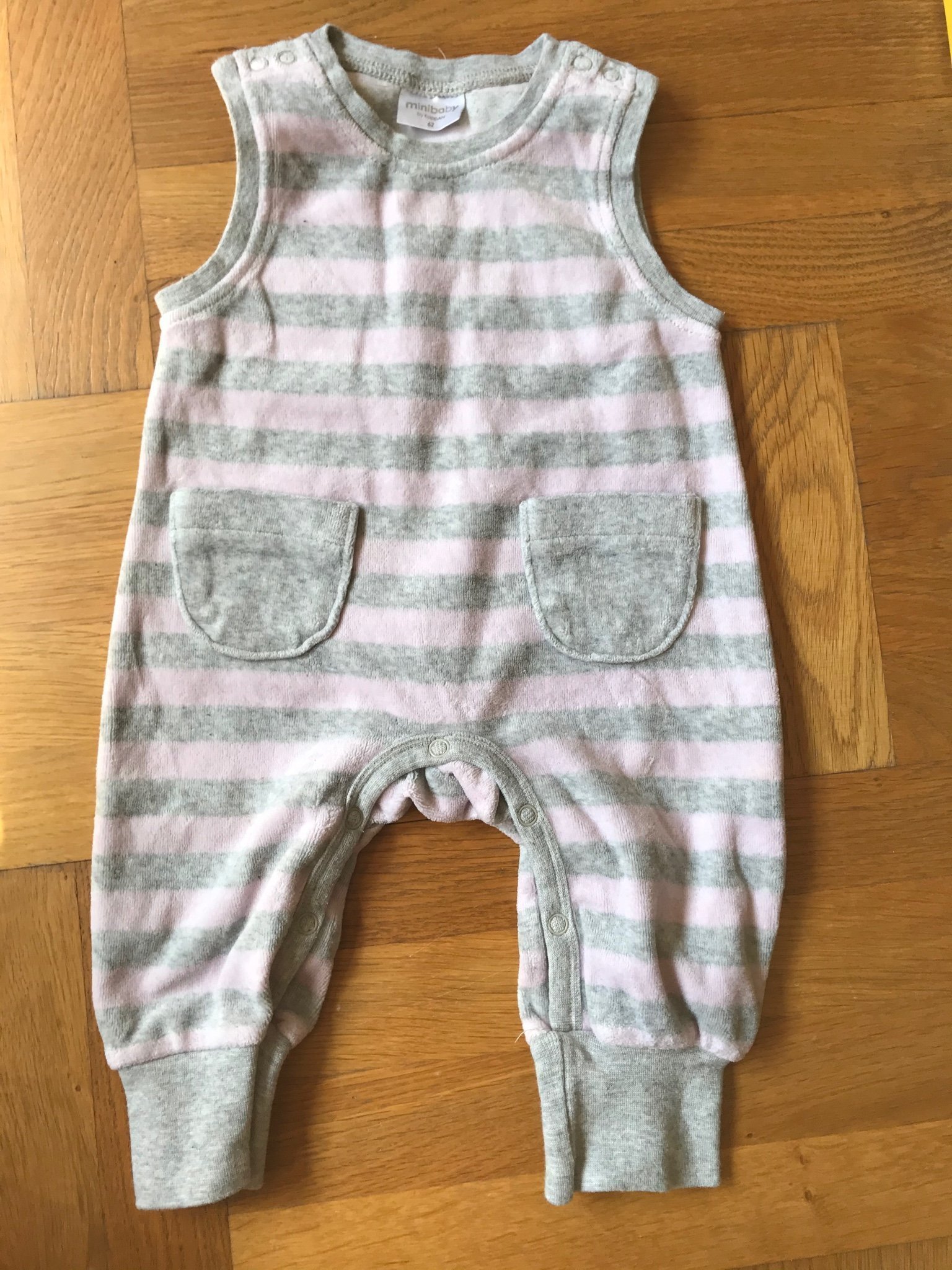 jumpsuit kappahl