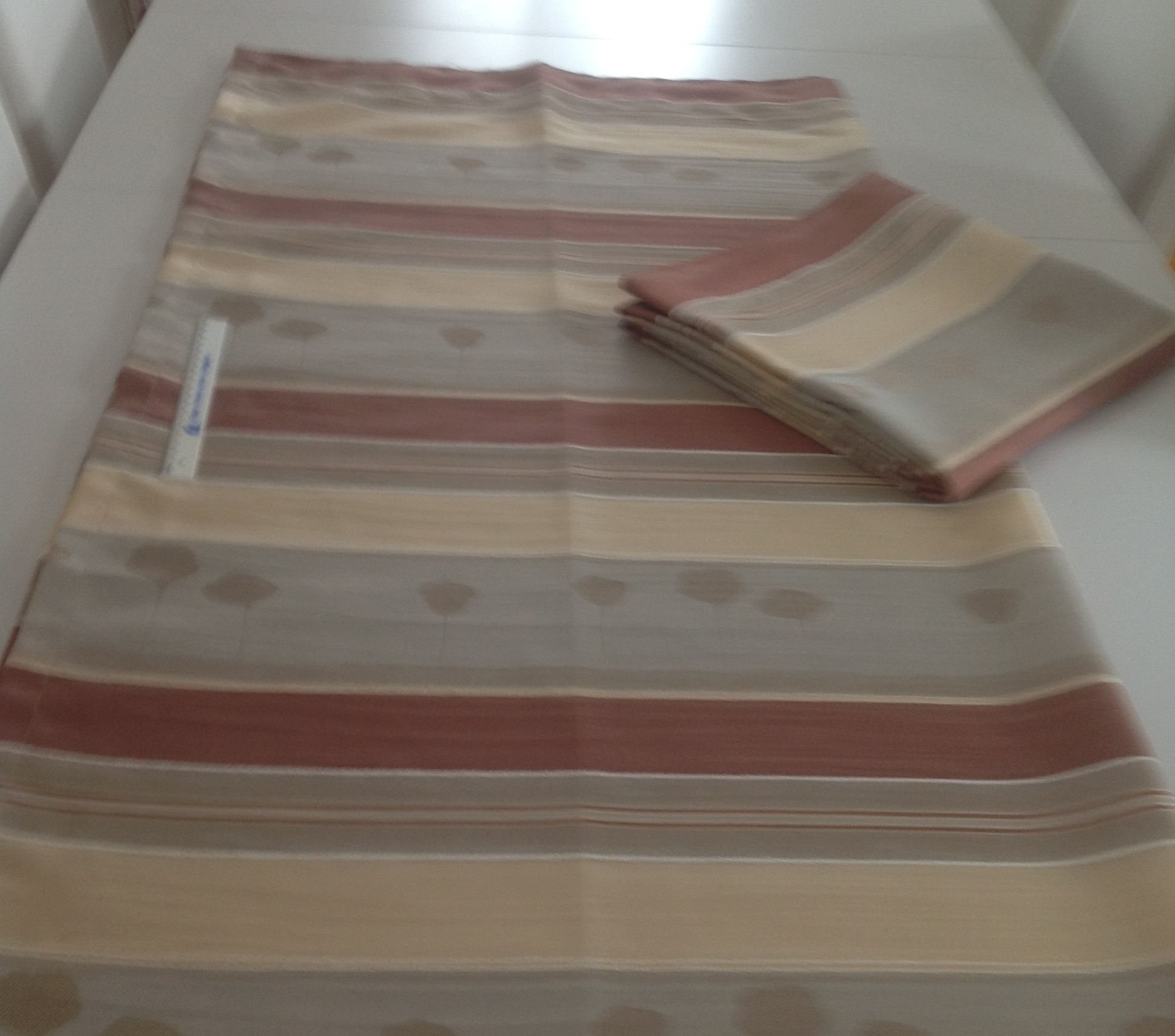Nytt ! sydda gardiner 130 x 240 cm med veckband på tradera.com ...
