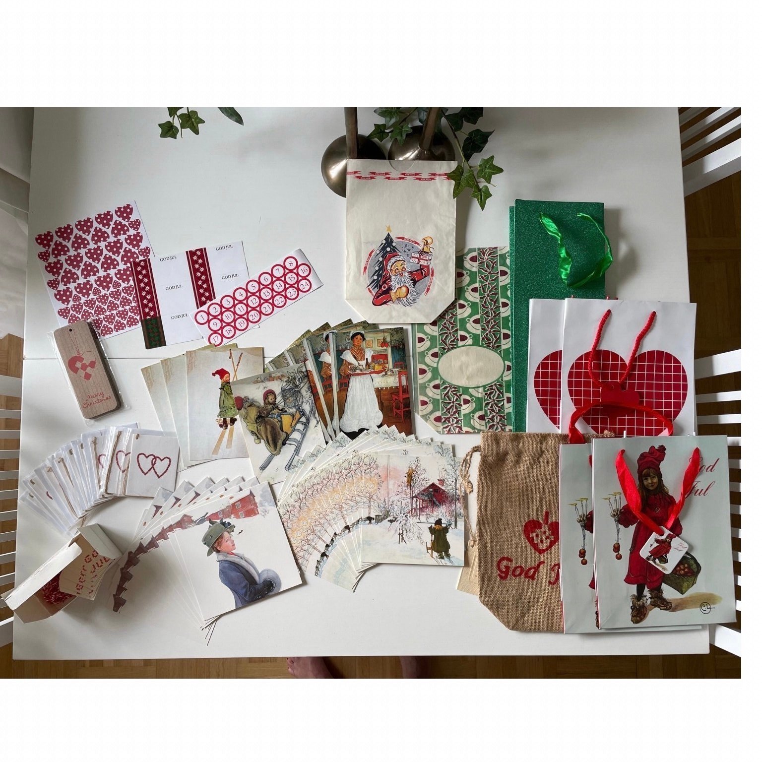 Julpyssel Paket 2025 Laura Tamarah