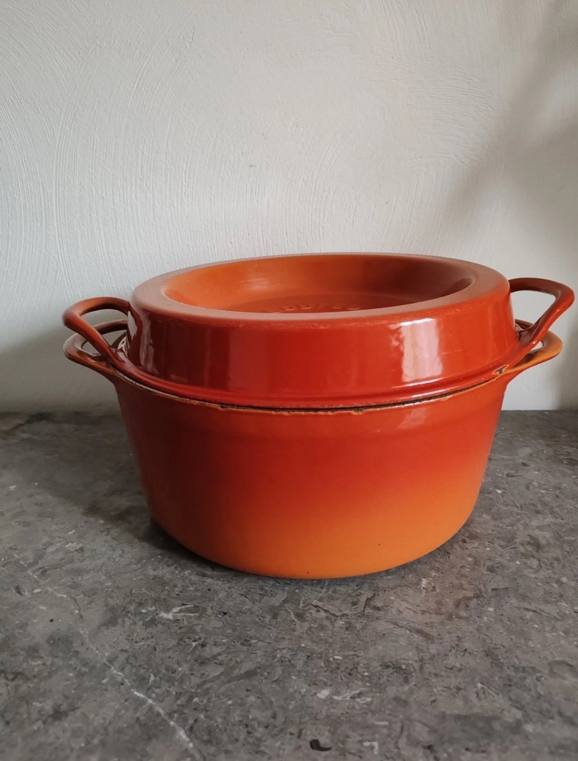 Se produkter som liknar Rare! Vintage Le Creuset Douf.. på Tradera