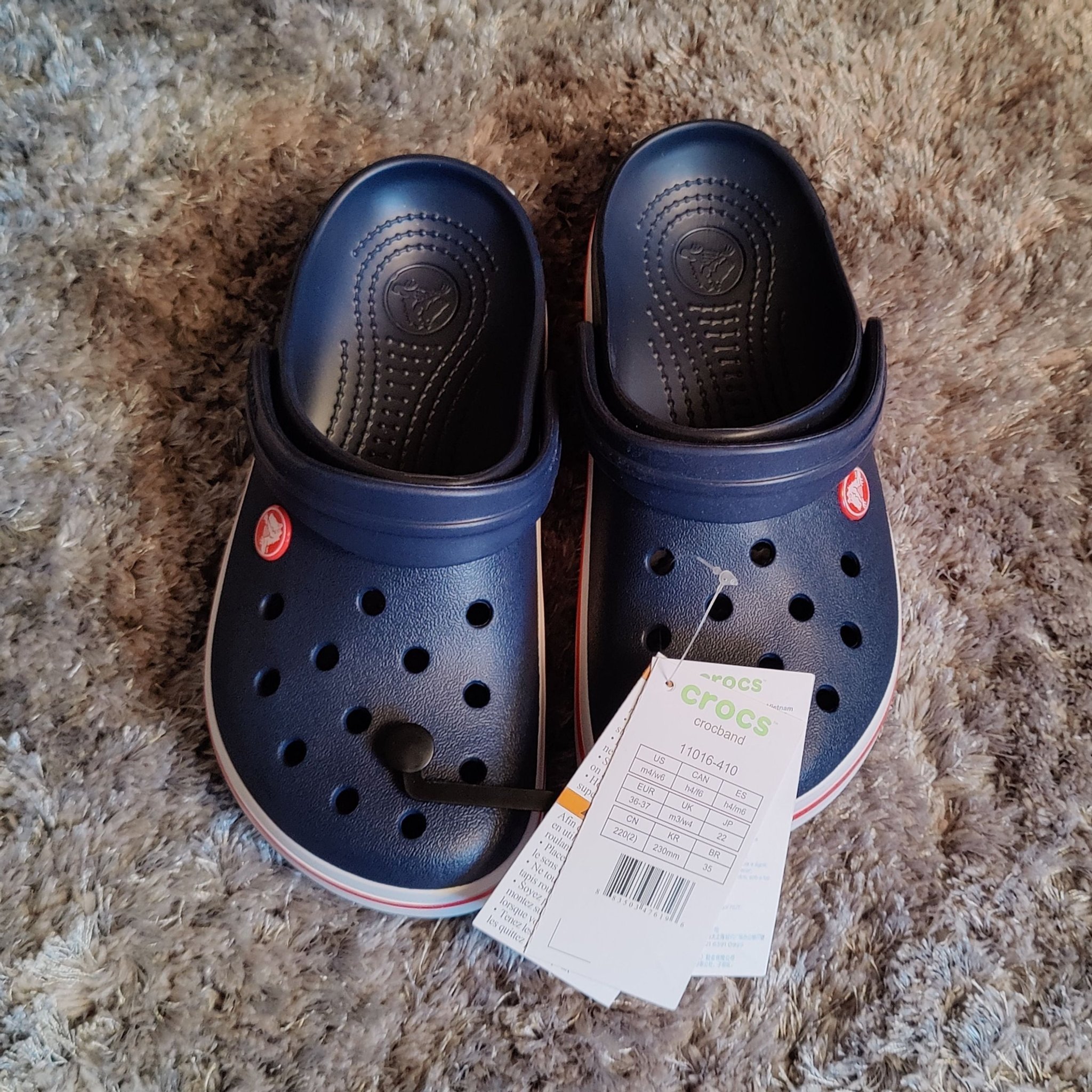 Crocs Unisex Crocband, storlek 36/37. Navy. Hel.. | Köp på Tradera ...