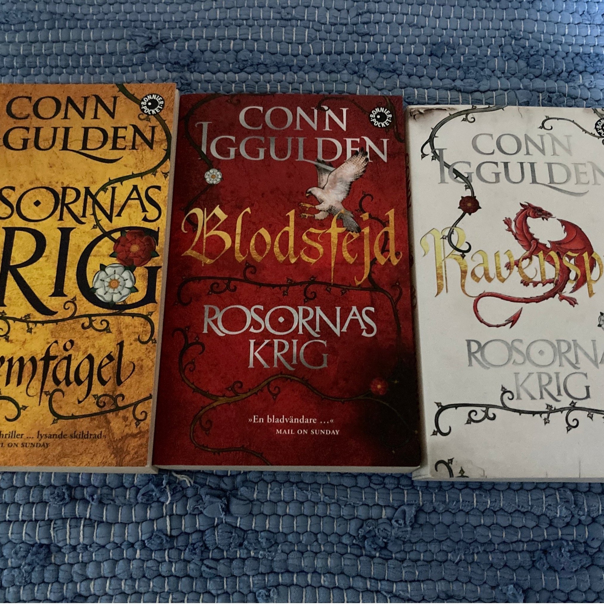 Se produkter som liknar 3x Rosornas Krig /Conn Iggulden på Tradera