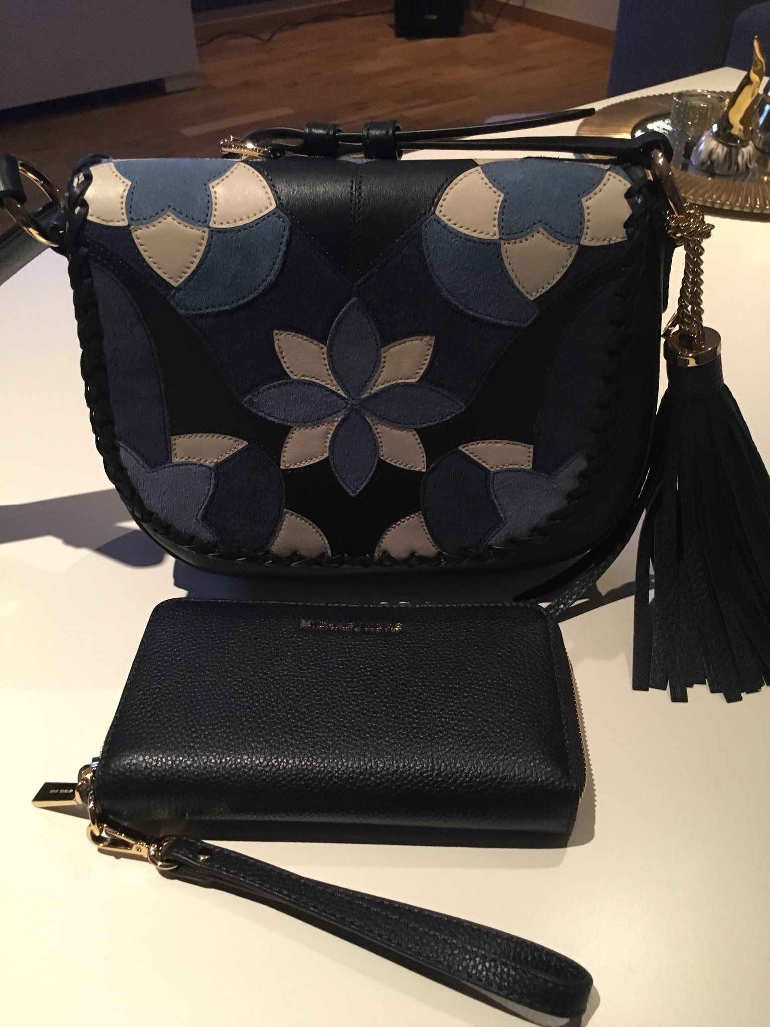 michael kors väska och plånbok michael kors väska och plånbok