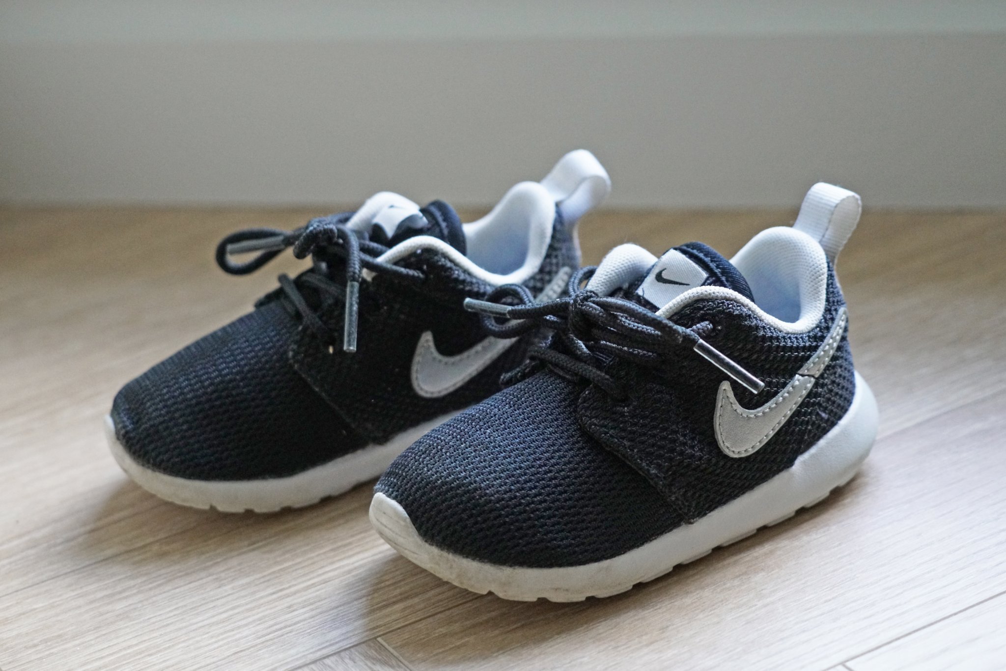 infant nike roshe