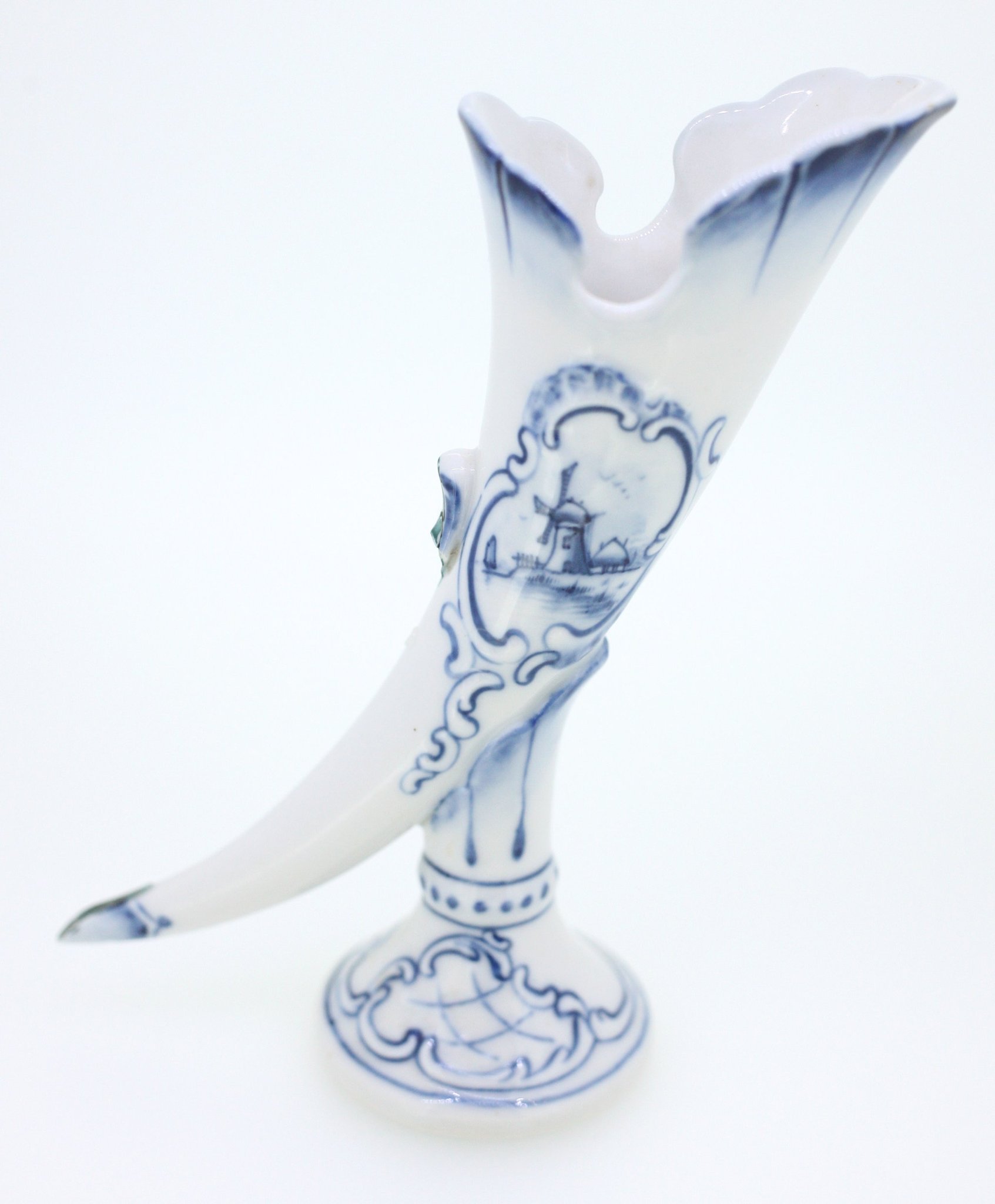 Vintage handmålad porslin drinking vessel i en hornstil-mycket sällsynt