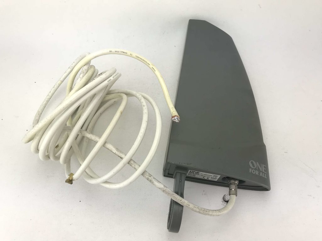 Digital Tv-Antenn. One for all SV9350R00. DVB-T Active VHF/UHF.k