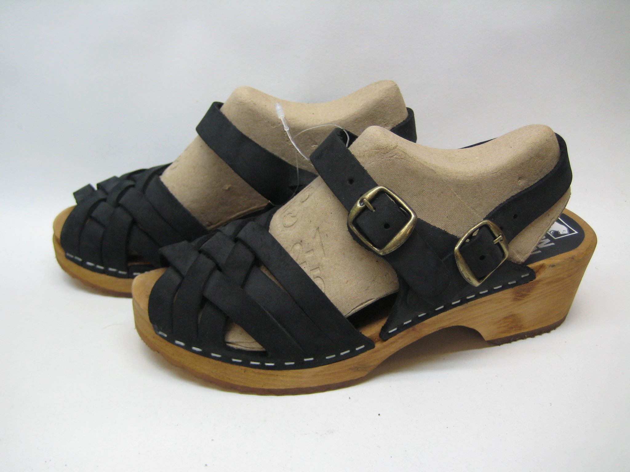 Trätofflor sandalett sandal från MOHEDA svart OBS! II sortering Storlek 38