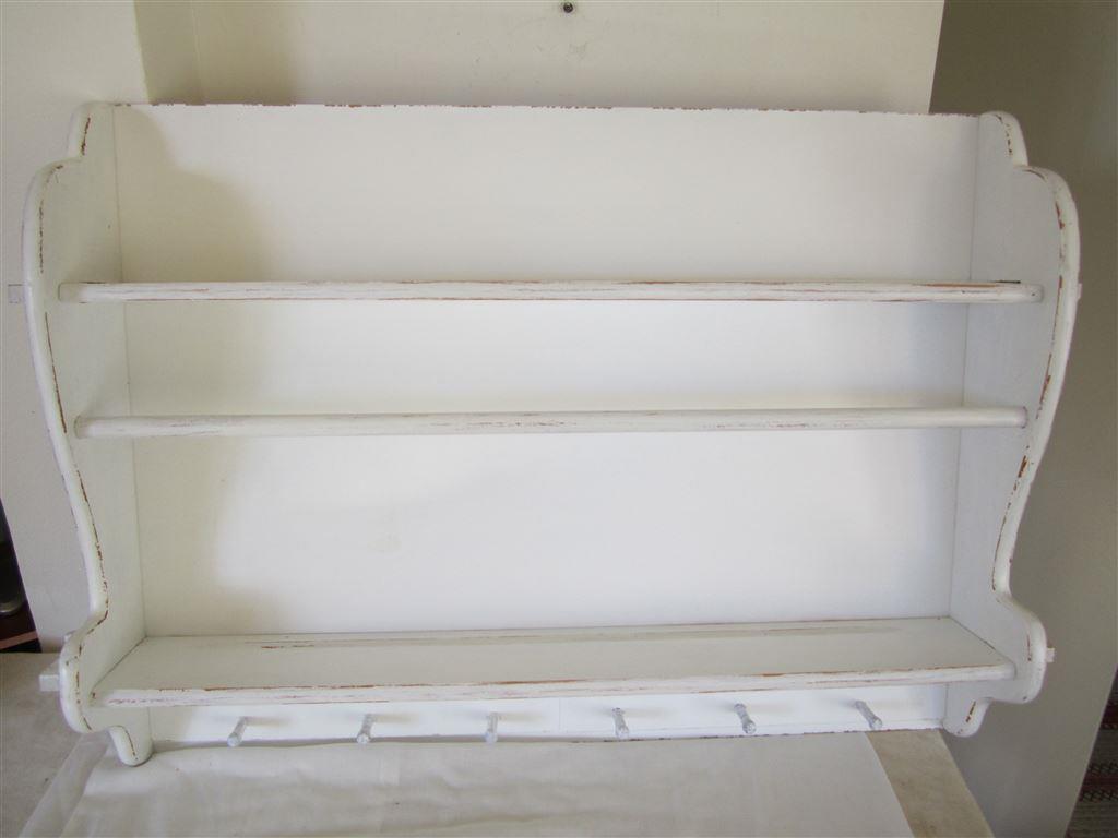 Stor tallrikshylla bakstycke lantlig shabby chic på tradera.com ...