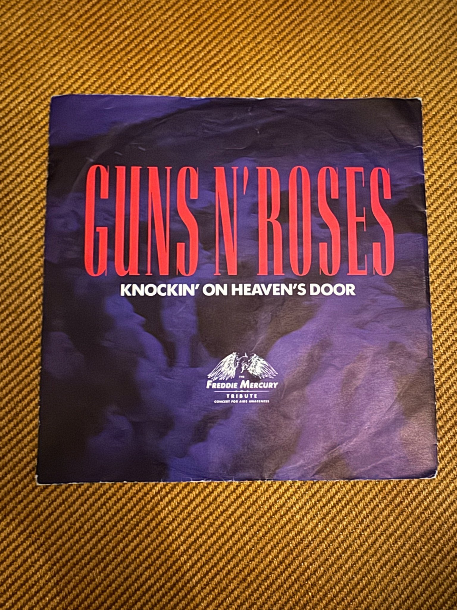 übersetzung Knocking On Heavens Door Guns N Roses Se produkter som liknar Guns N’ Roses | Knocking on h.. på Tradera