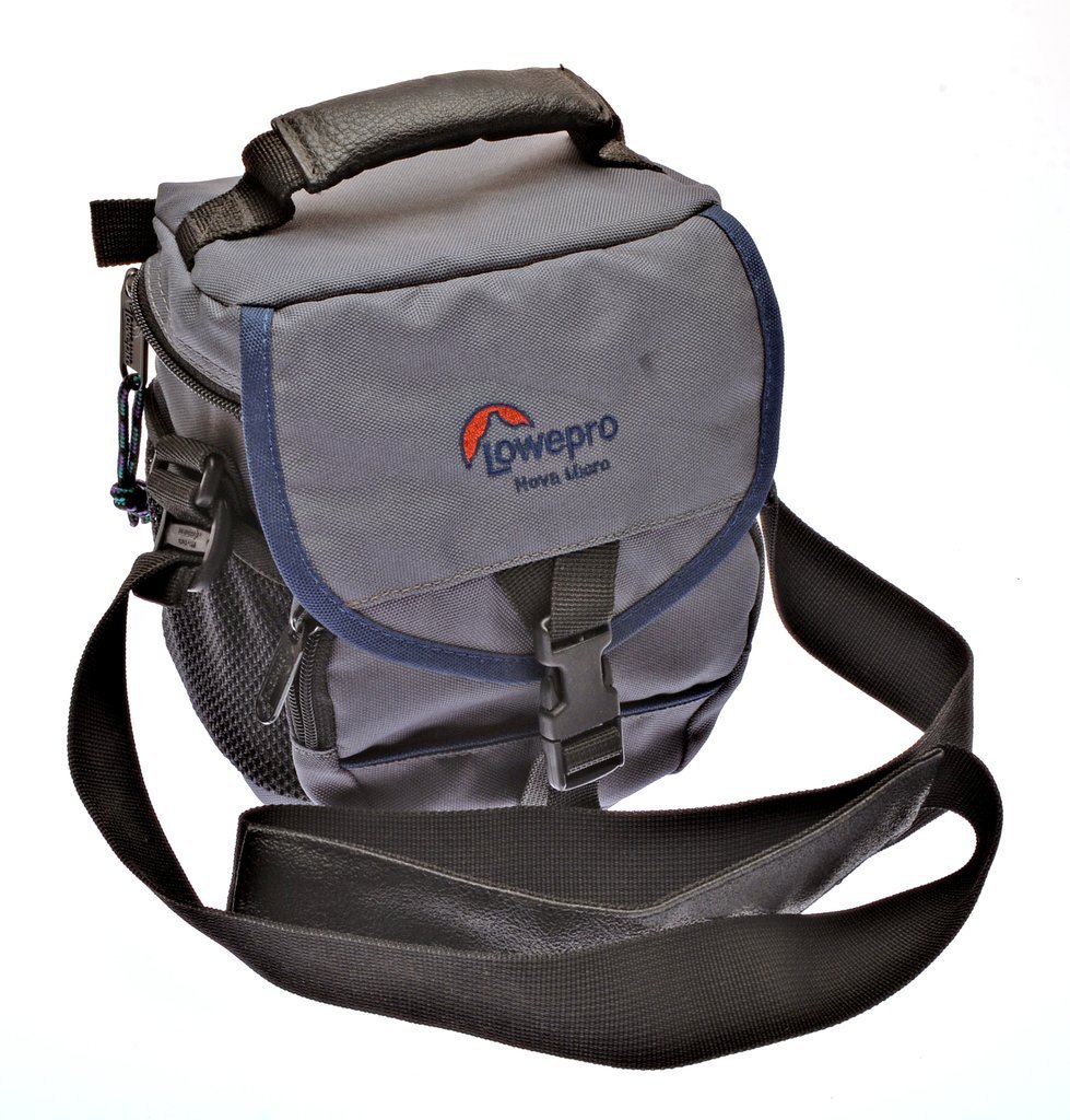 lowepro nova