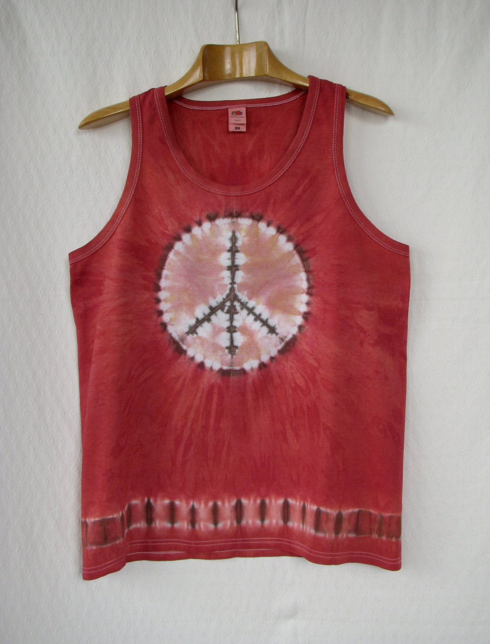 PEACE-MÄRKE, ORANGE-RÖTT LINNE I BATIK, LARGE