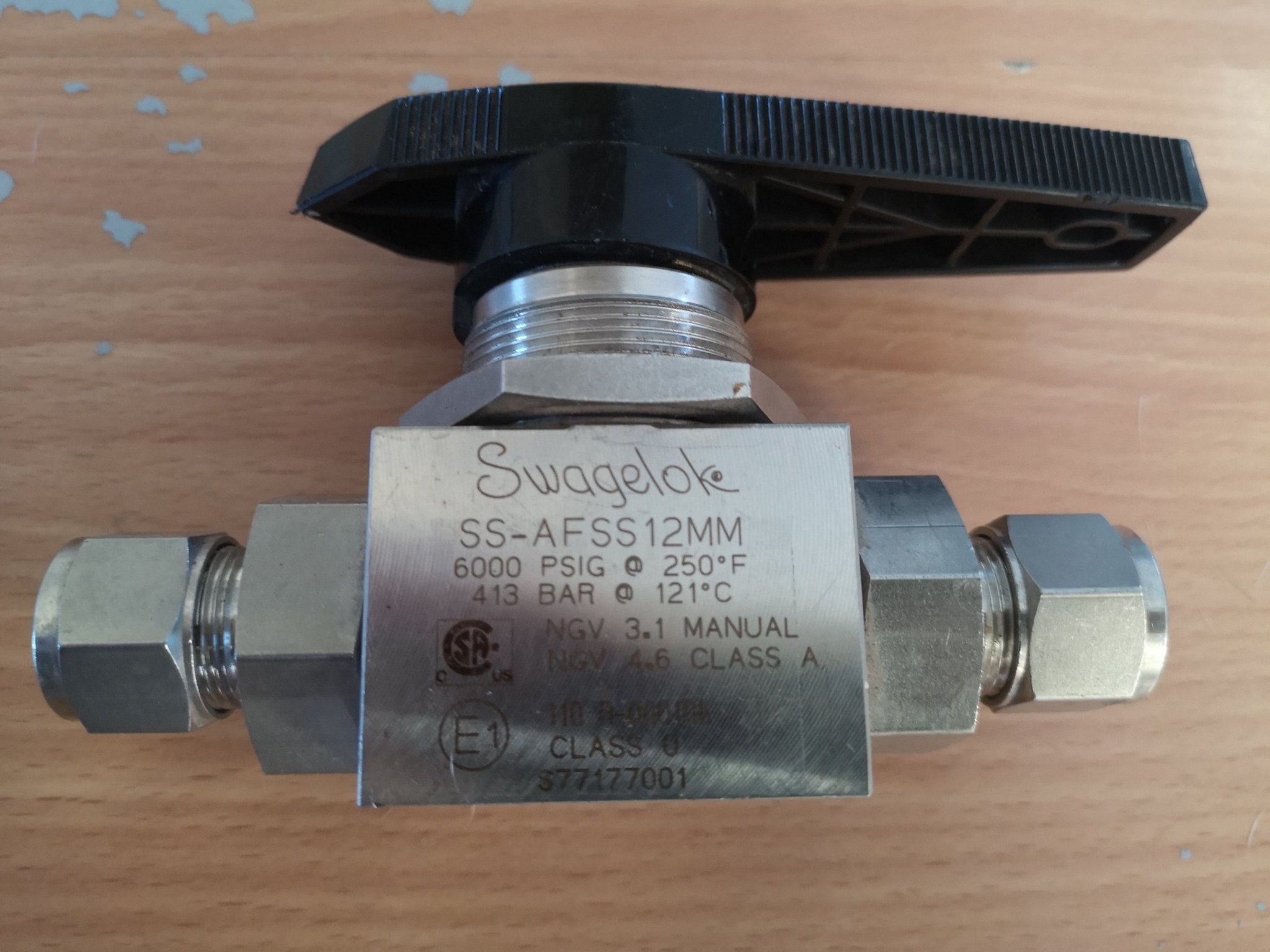 Se produkter som liknar Swagelok kulventil (?) 413 bar på Tradera