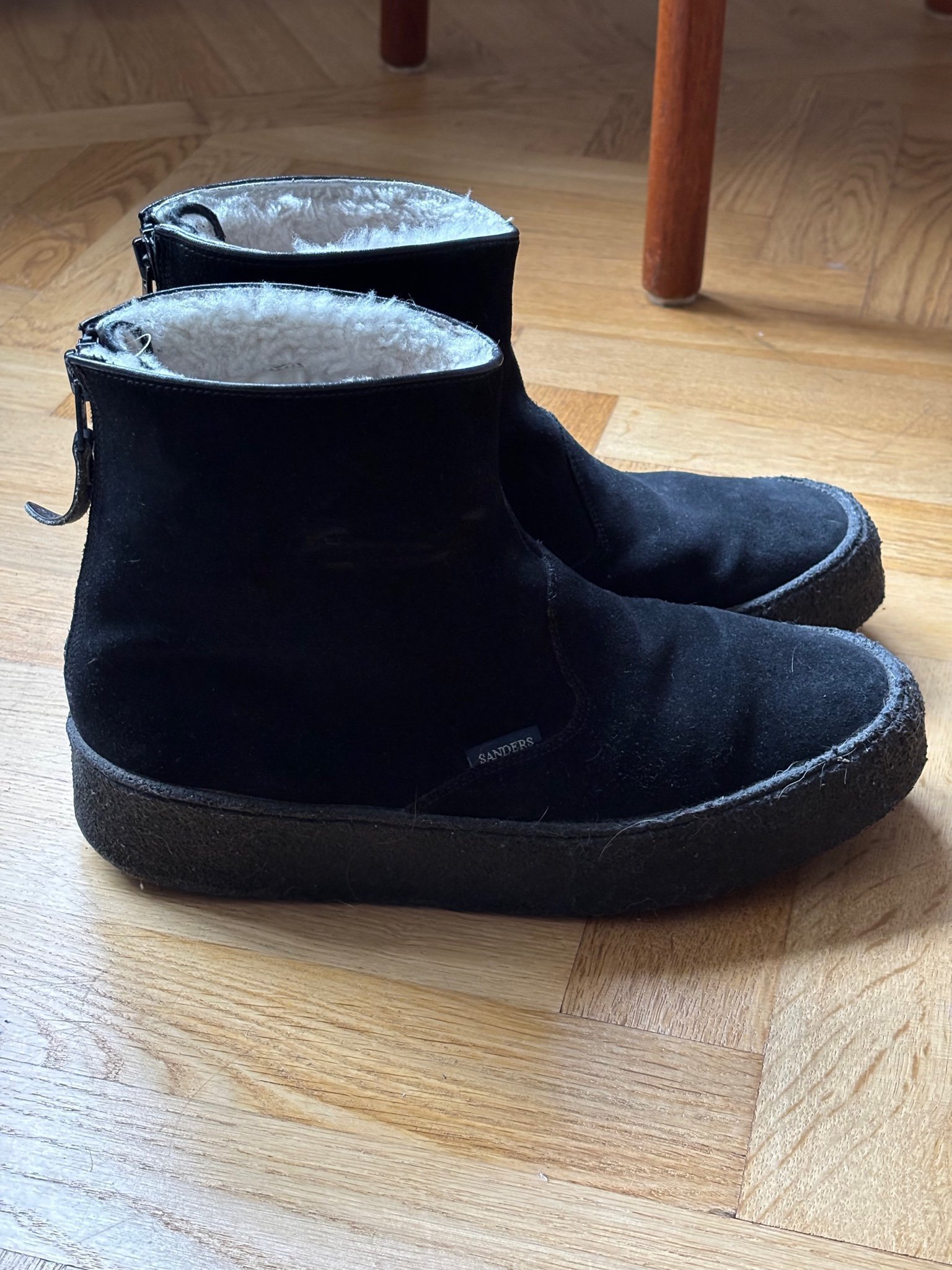 Se produkter som liknar Sanders Curling Boots, Svarta.. på Tradera