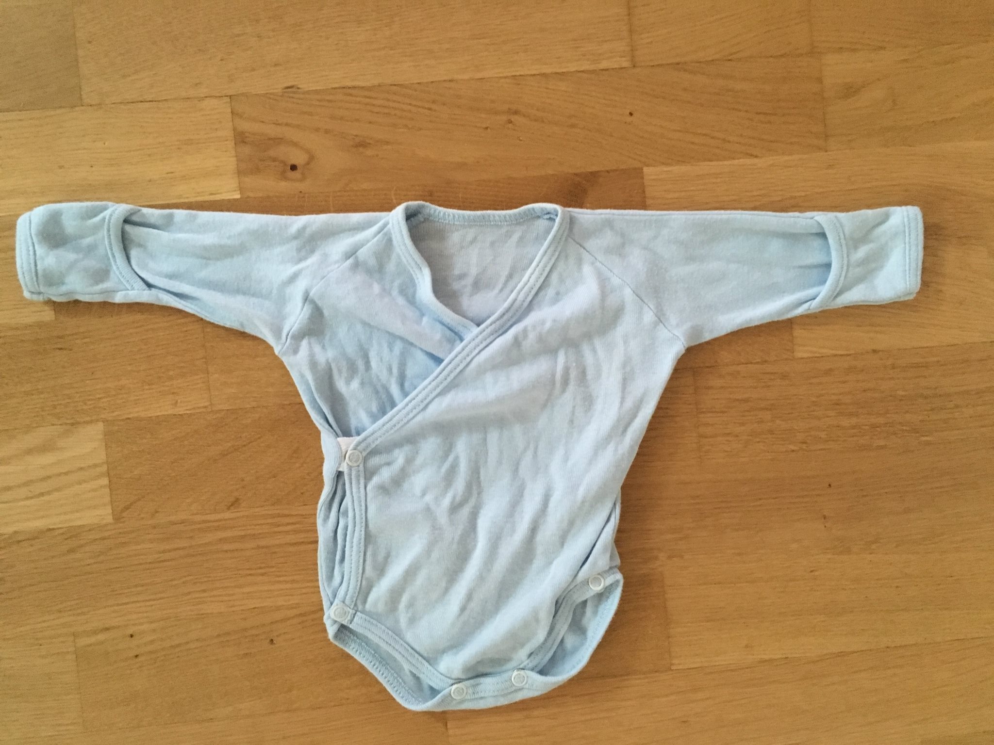 body till nyfödd body till nyfödd