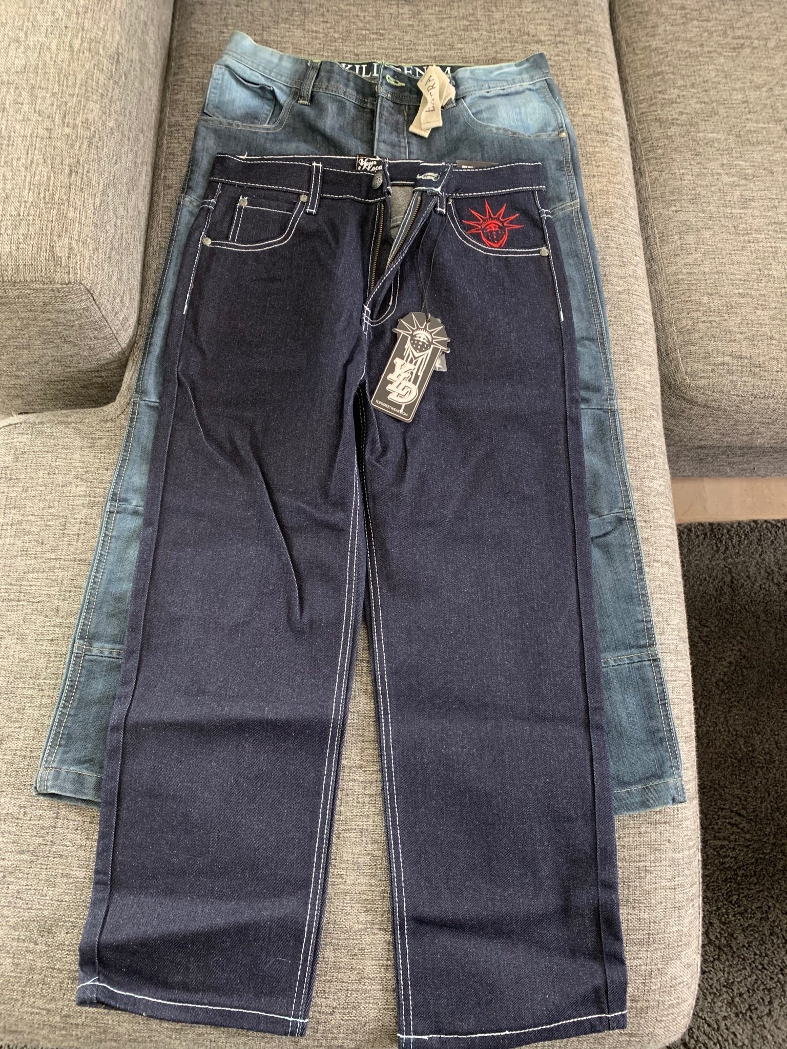 Helt nya jeans